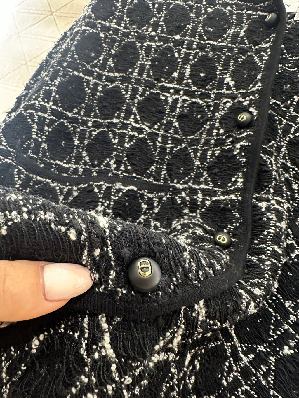 26NEW Argyle Knit Cardigan
