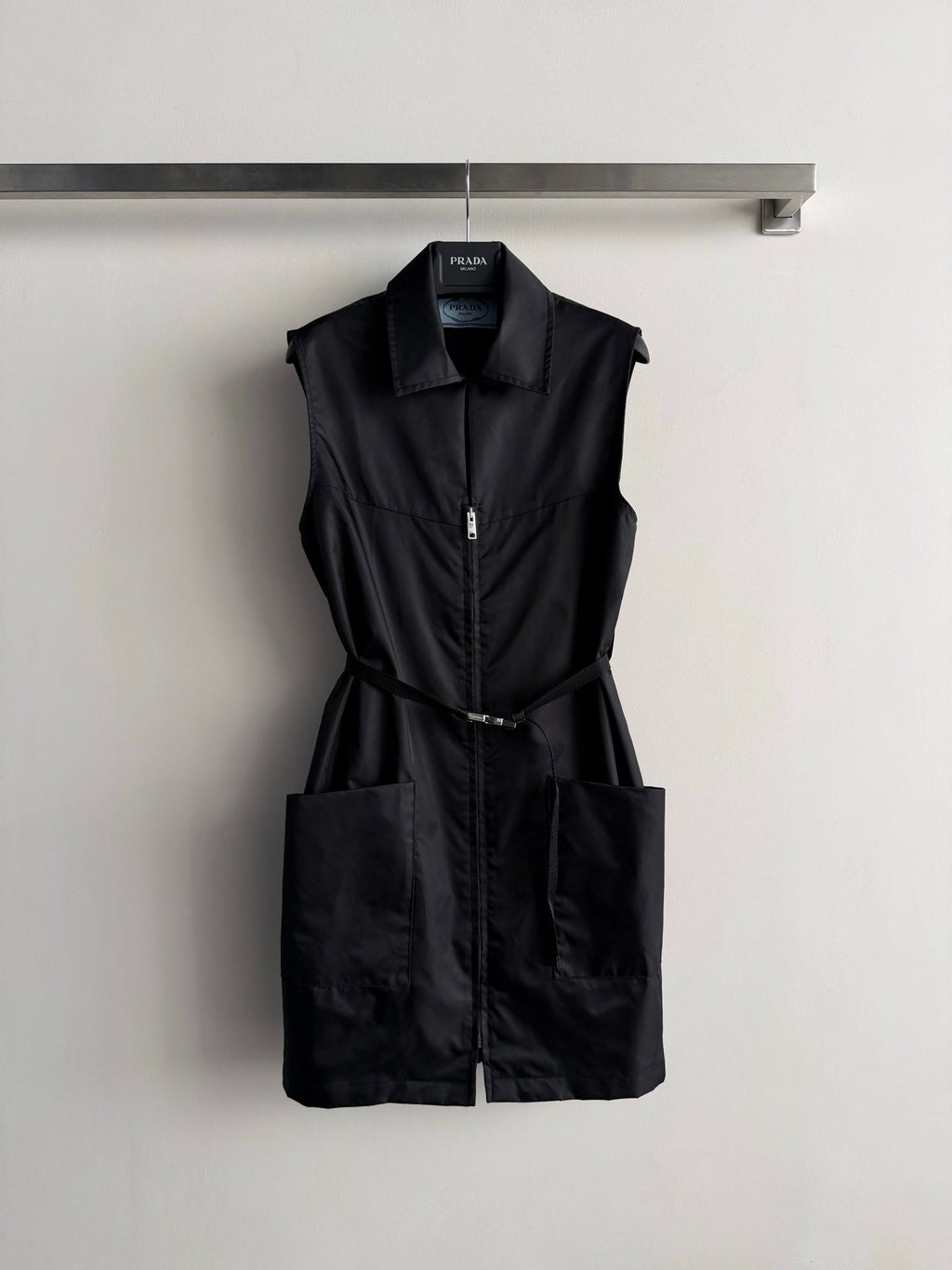 26 NEW sleeveless dress