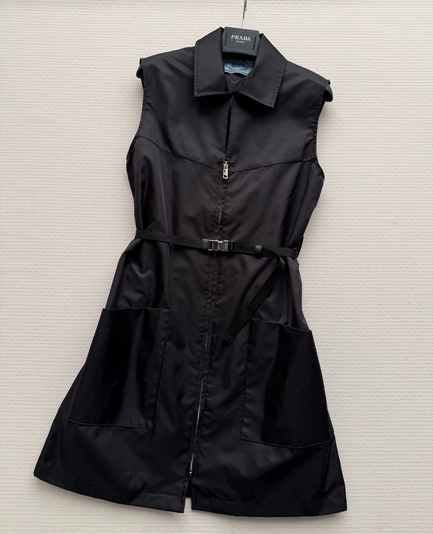 26 NEW sleeveless dress