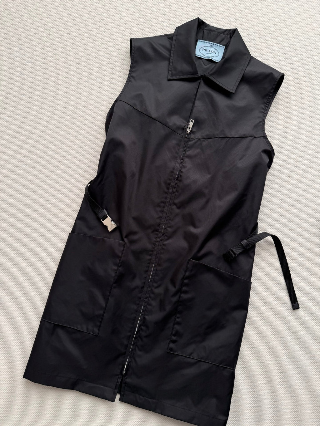 26 NEW sleeveless dress