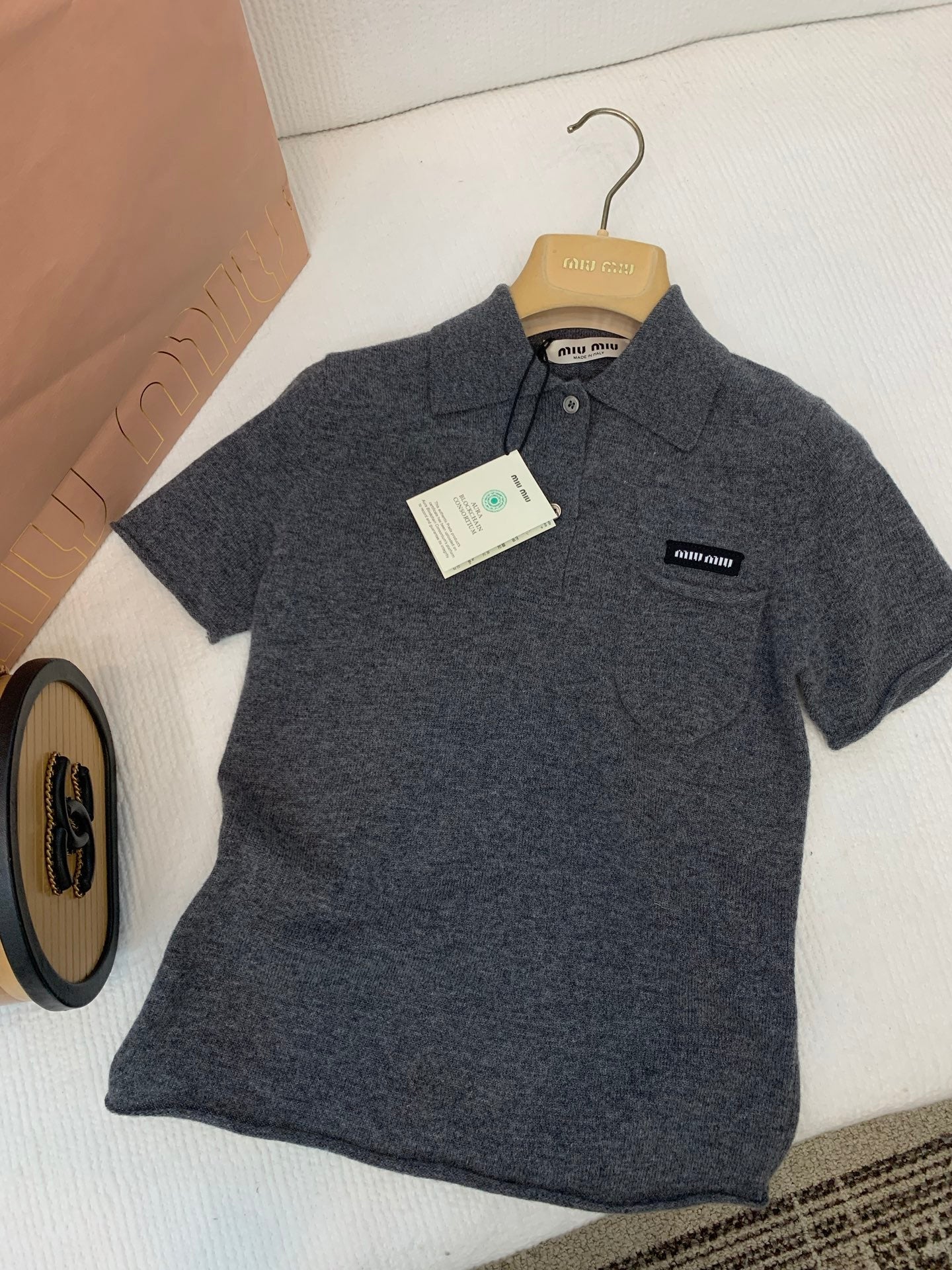 26NEW Classic Cashmere Short-Sleeved Top