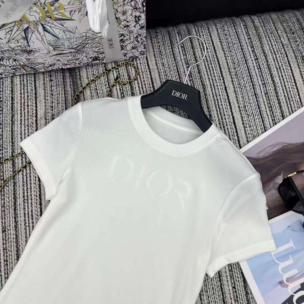26NEW Embroidered Letter Crew Neck Short Sleeve T-Shirt