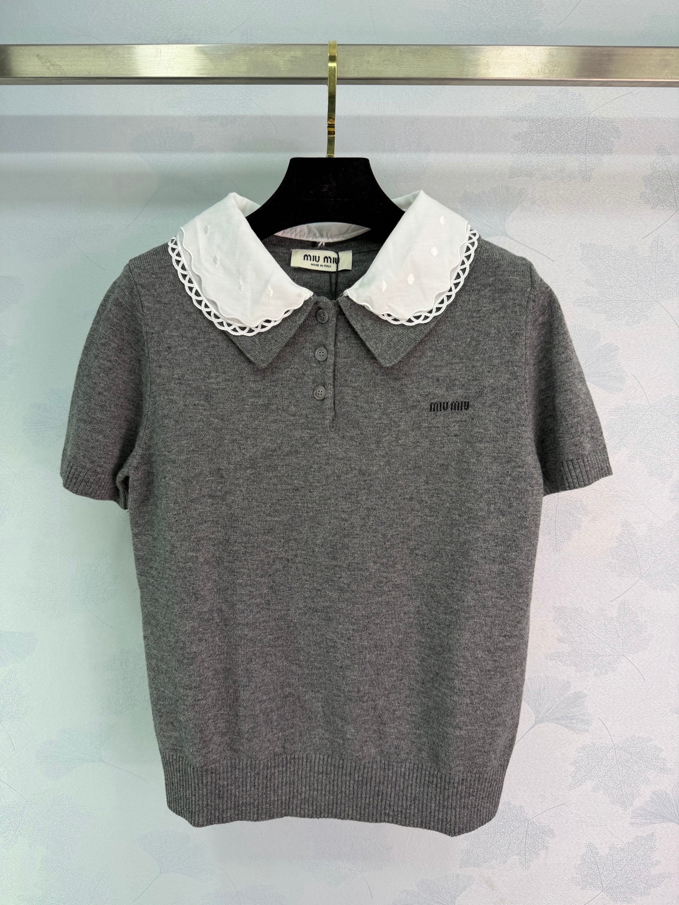 26NEW Knitted Short-Sleeve Top