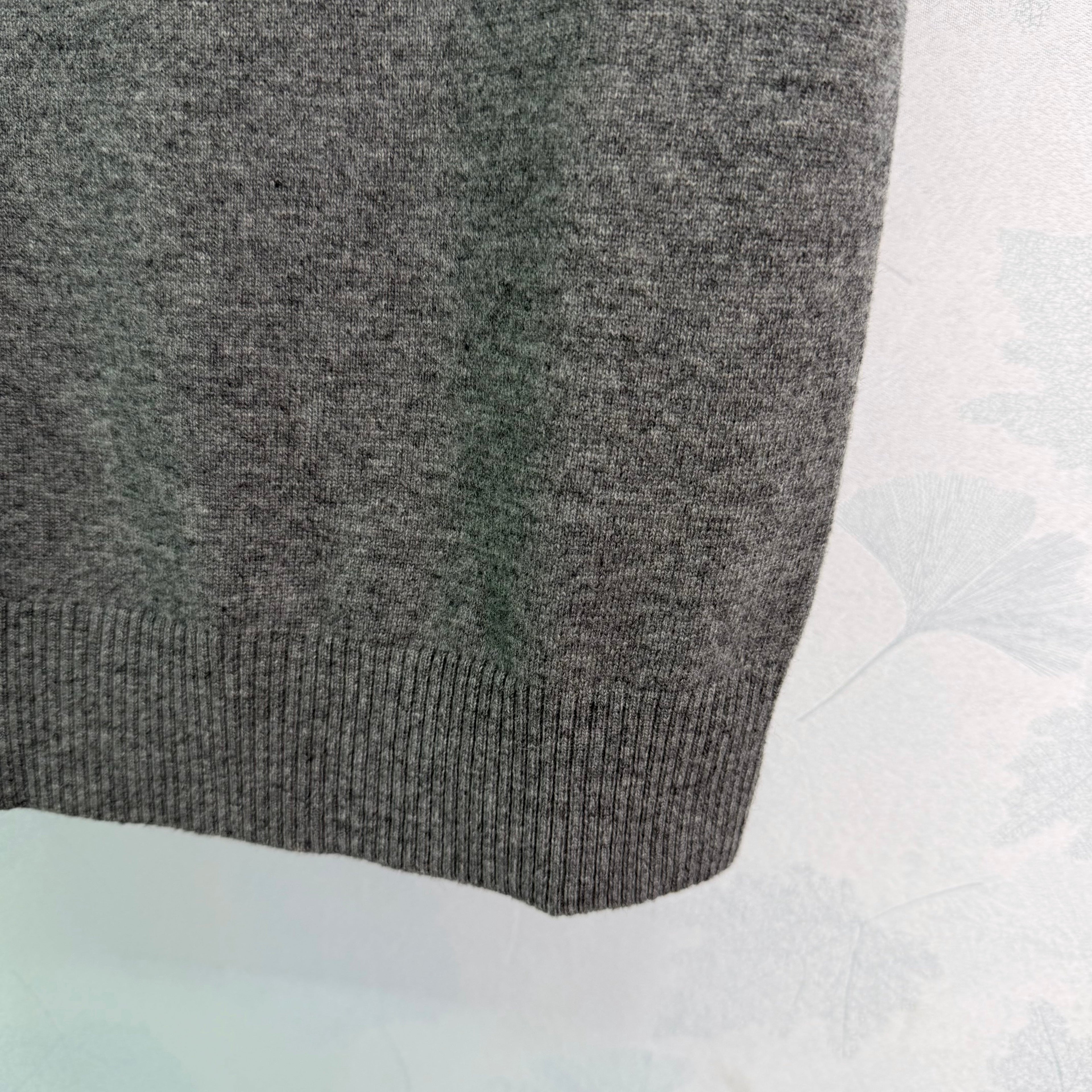 26NEW Knitted Short-Sleeve Top