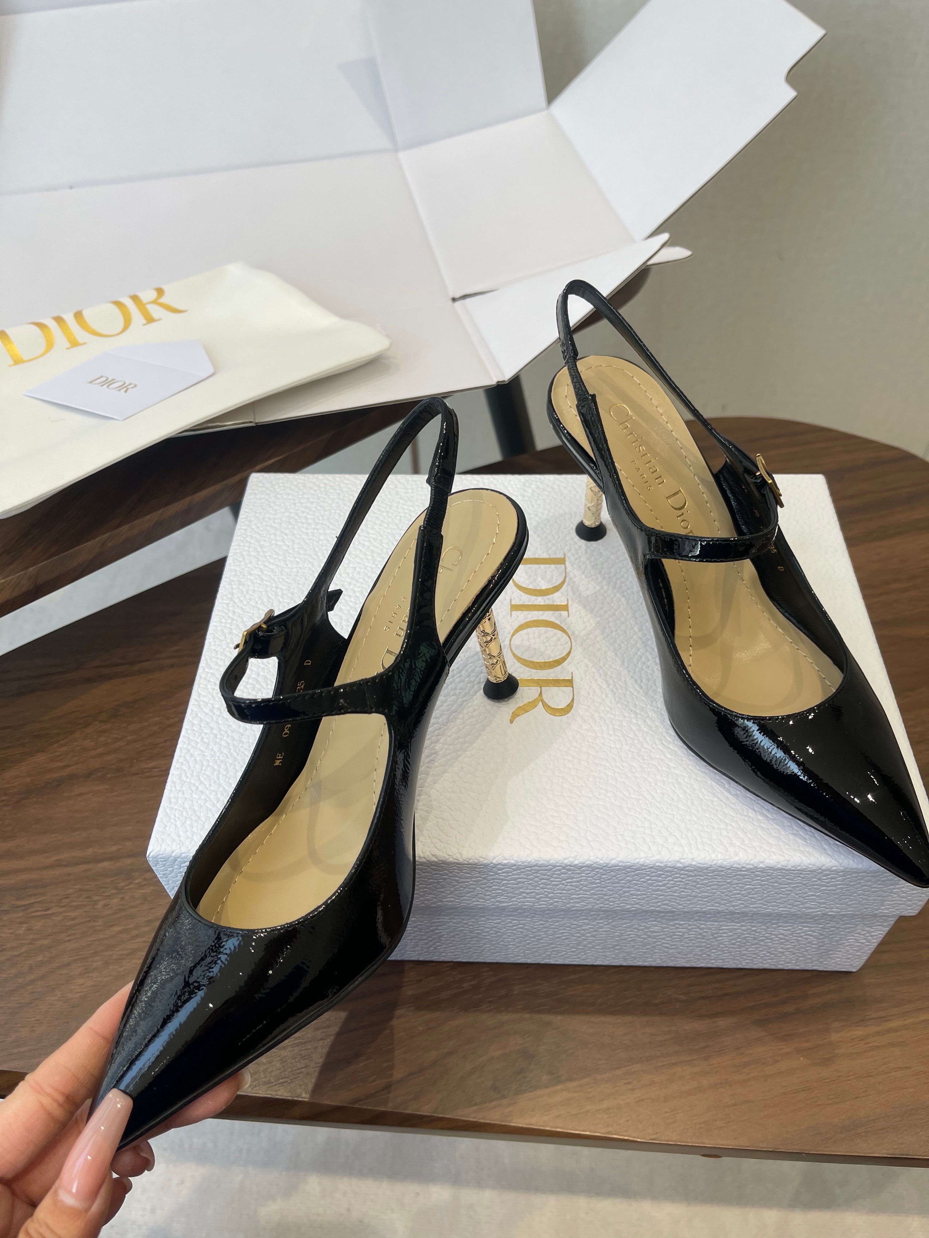 26NEW Slingback High Heels