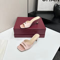 26NEW Resort Style Slippers