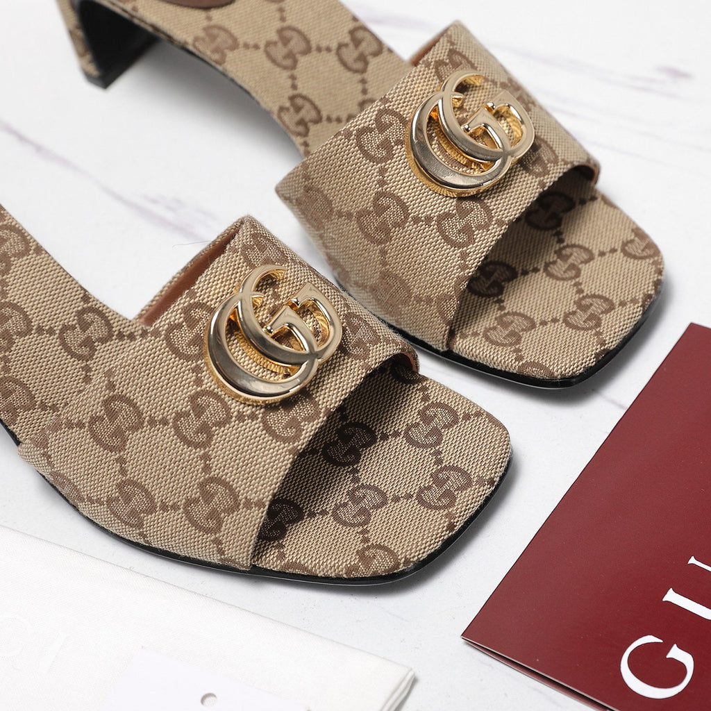 26NEW Mid-Heel Sandals