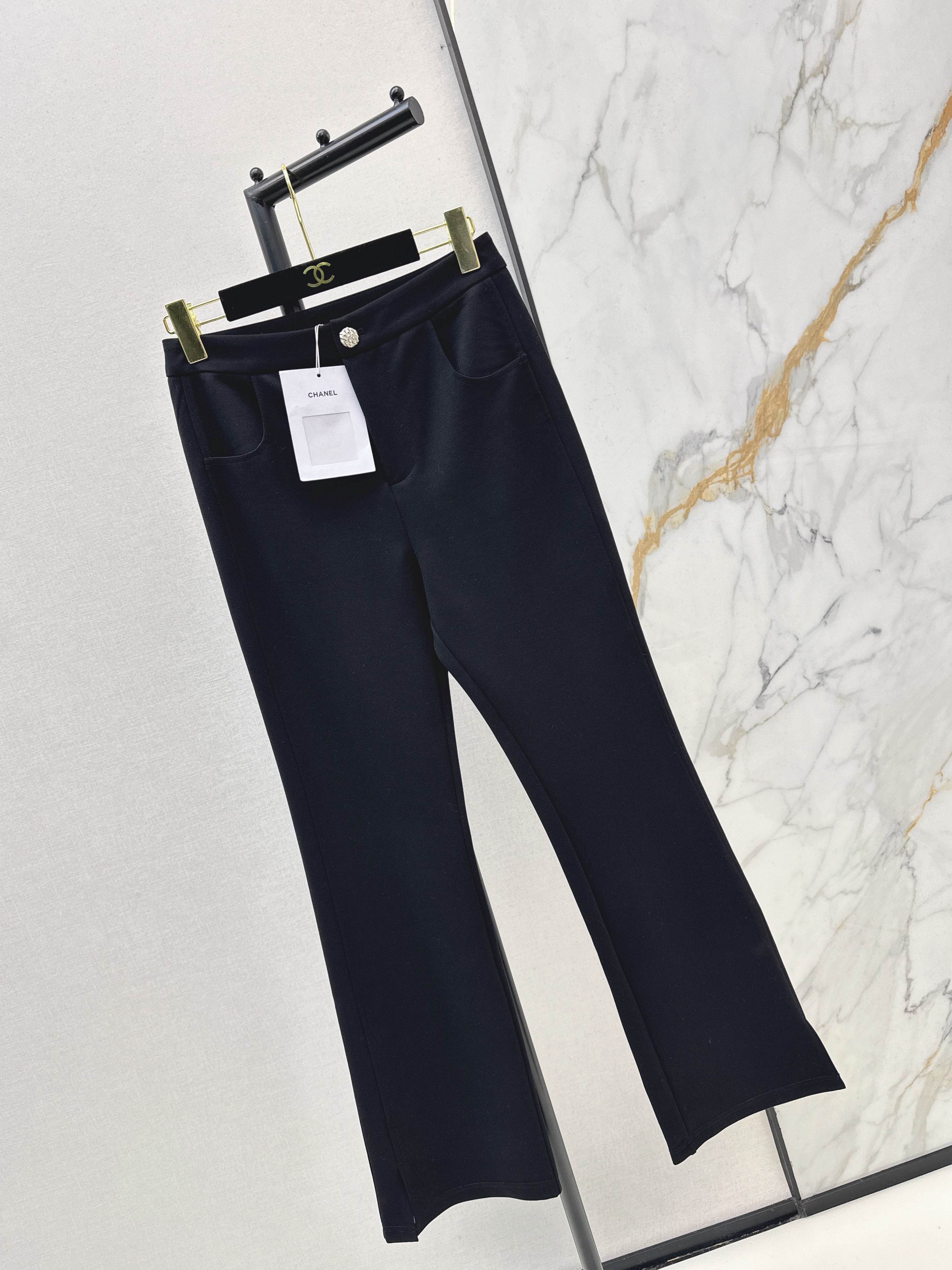 26NEW High-Waisted Flare Trousers