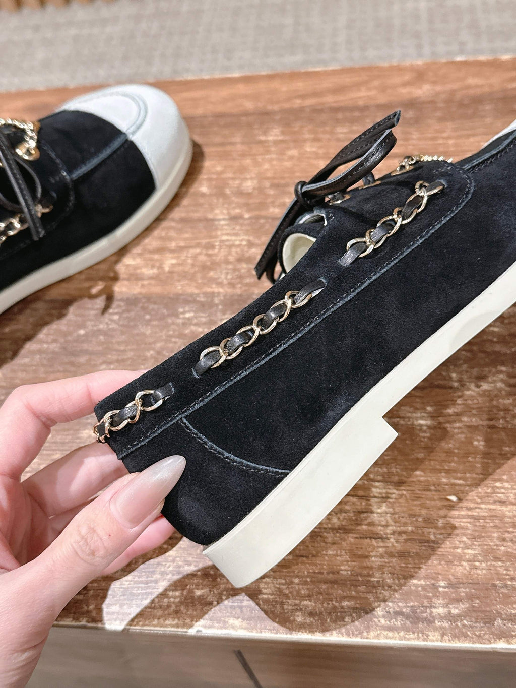 26NEW Color Block Suede Loafers