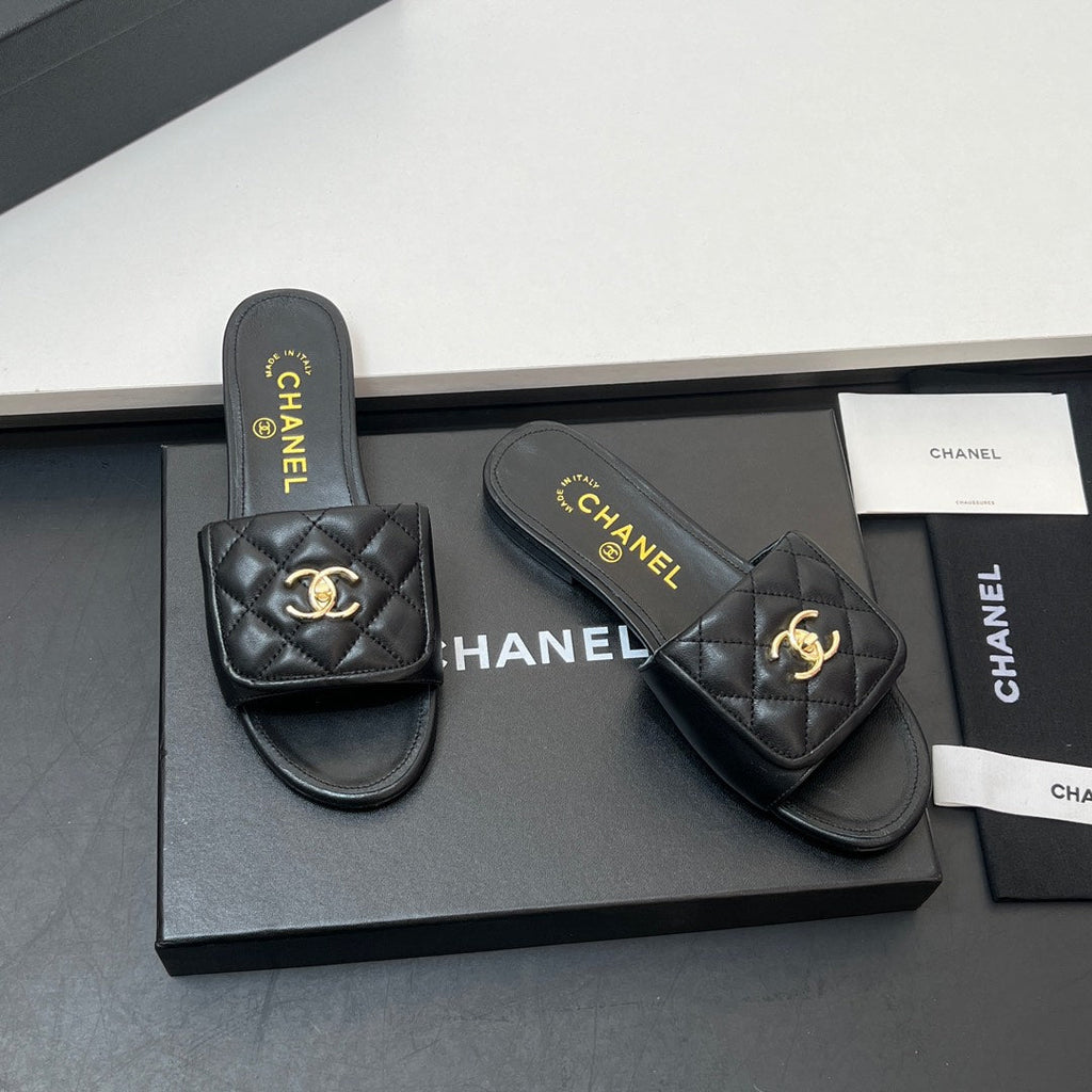 26NEW Sandals