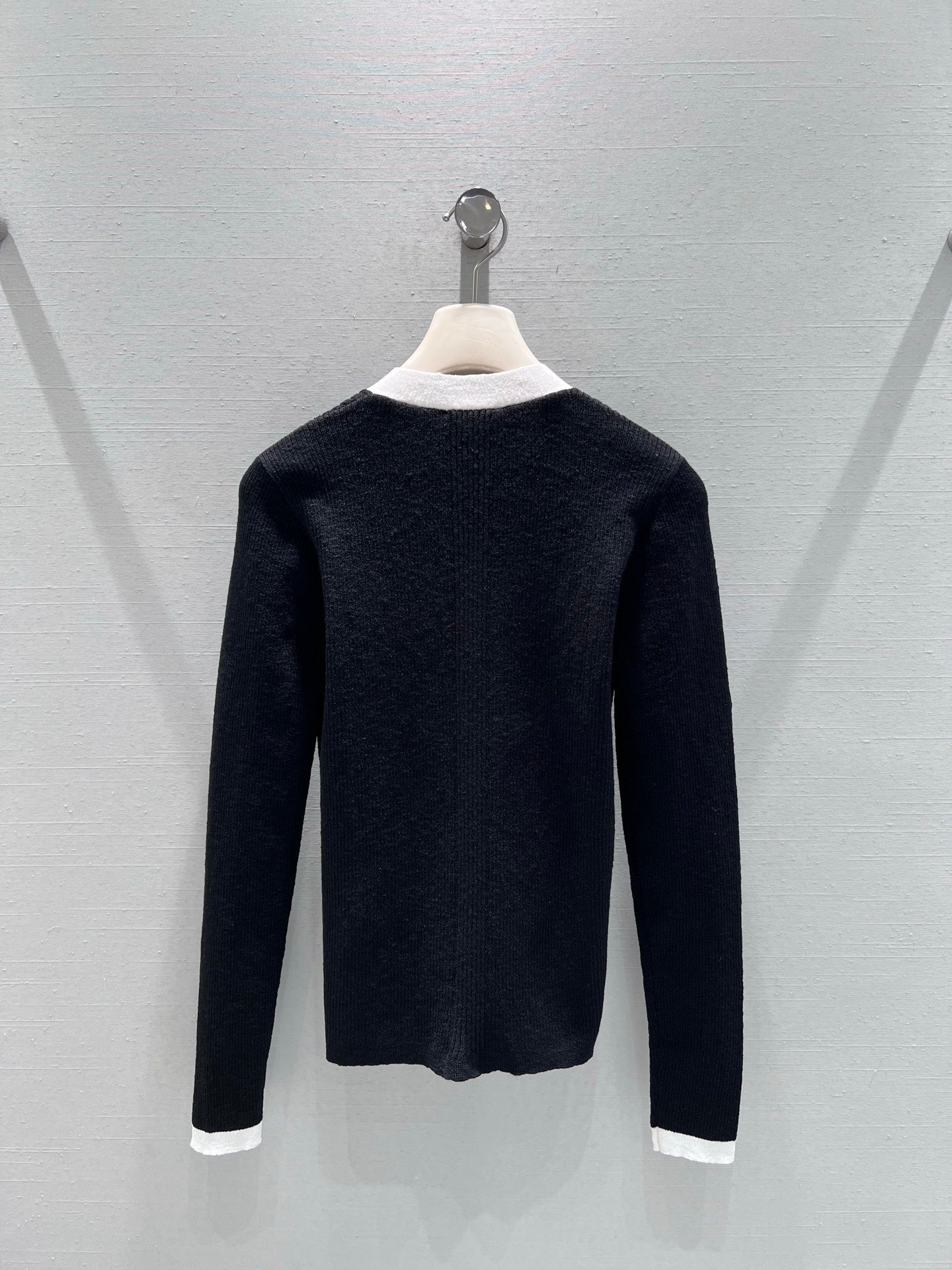 26NEW Color Block V-Neck Knit Cardigan