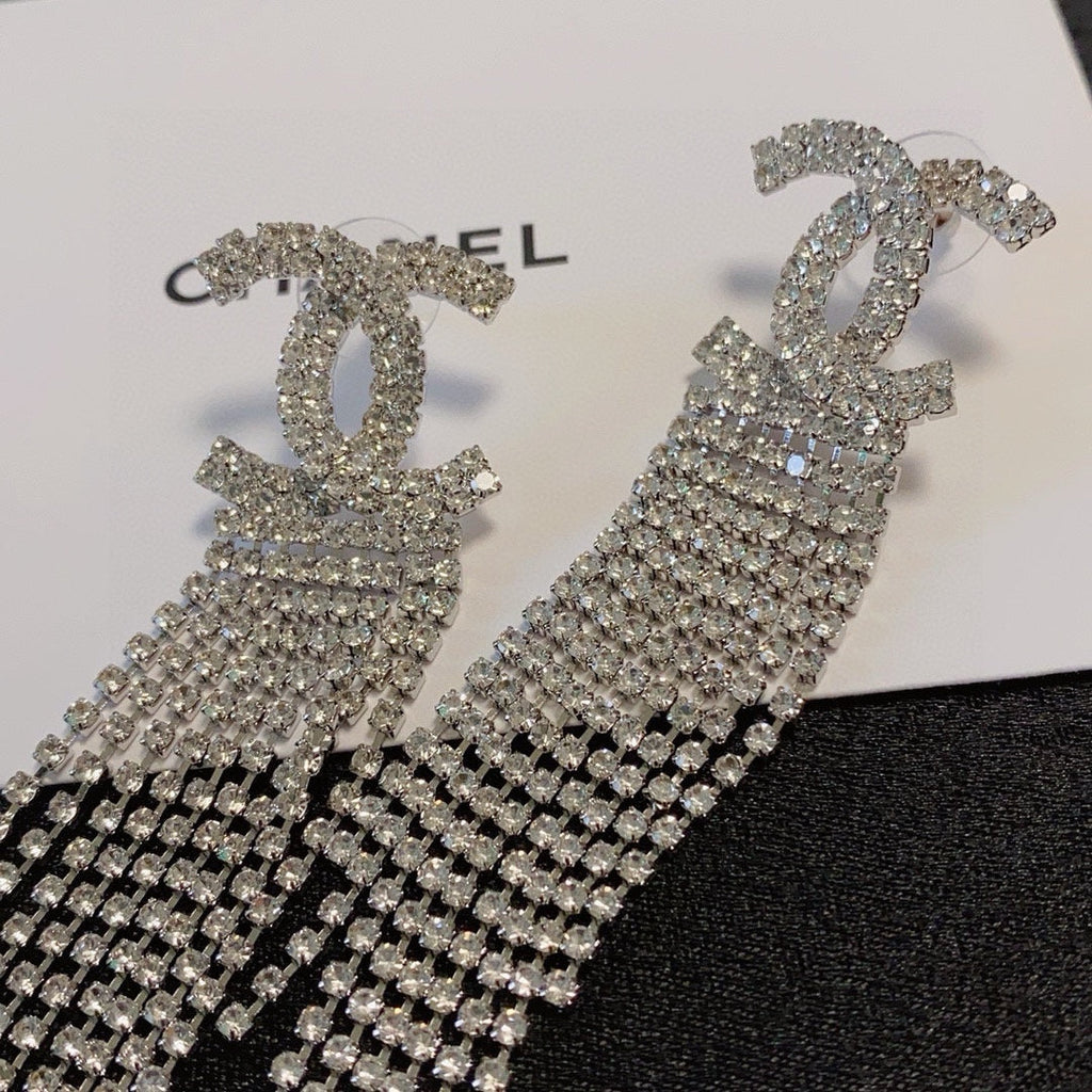Long earrings with full diamond tassels