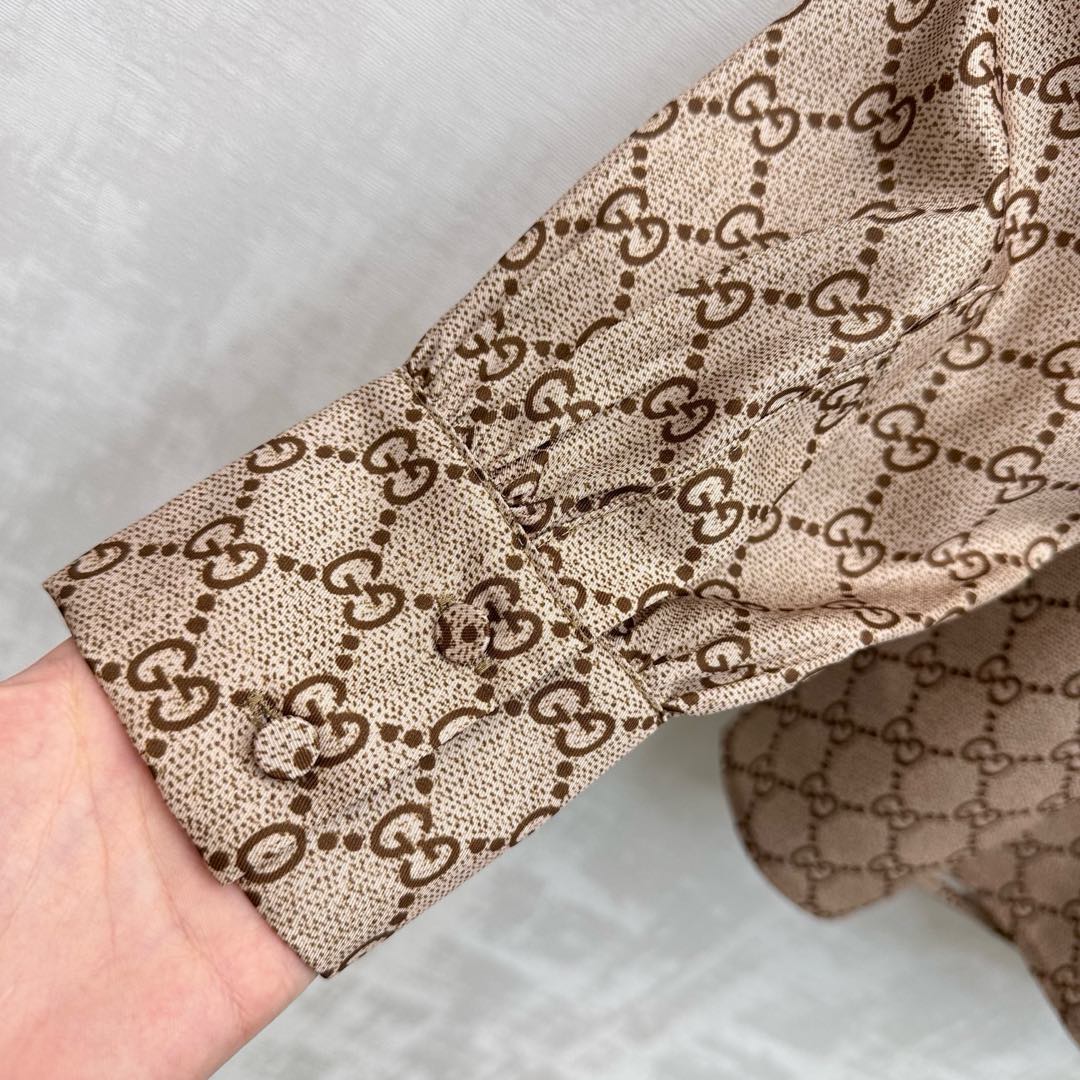 26NEW Lace-up Print Shirt