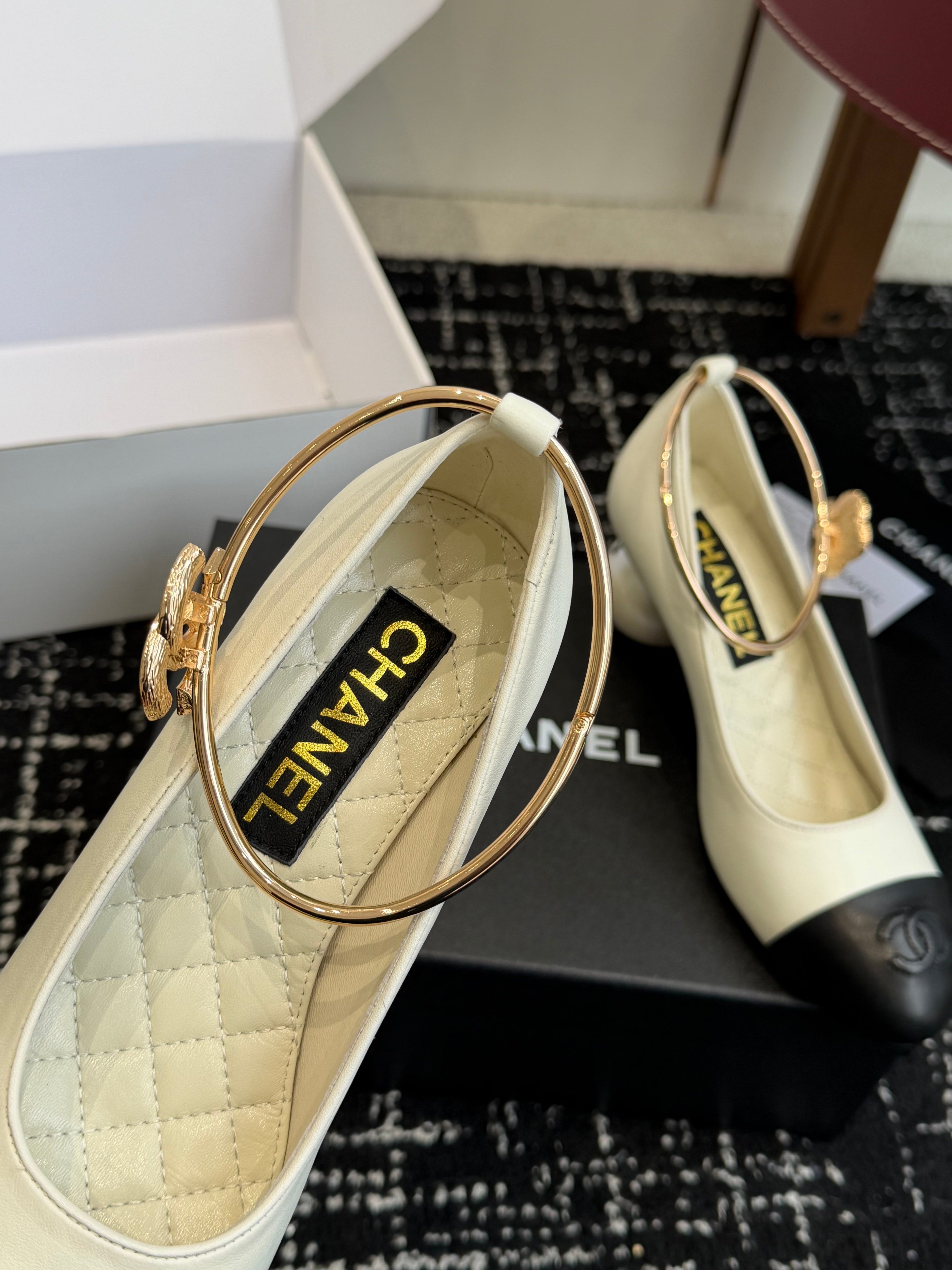 26NEW Spring/Summer Mary Jane Shoes with Large Pearl Heels