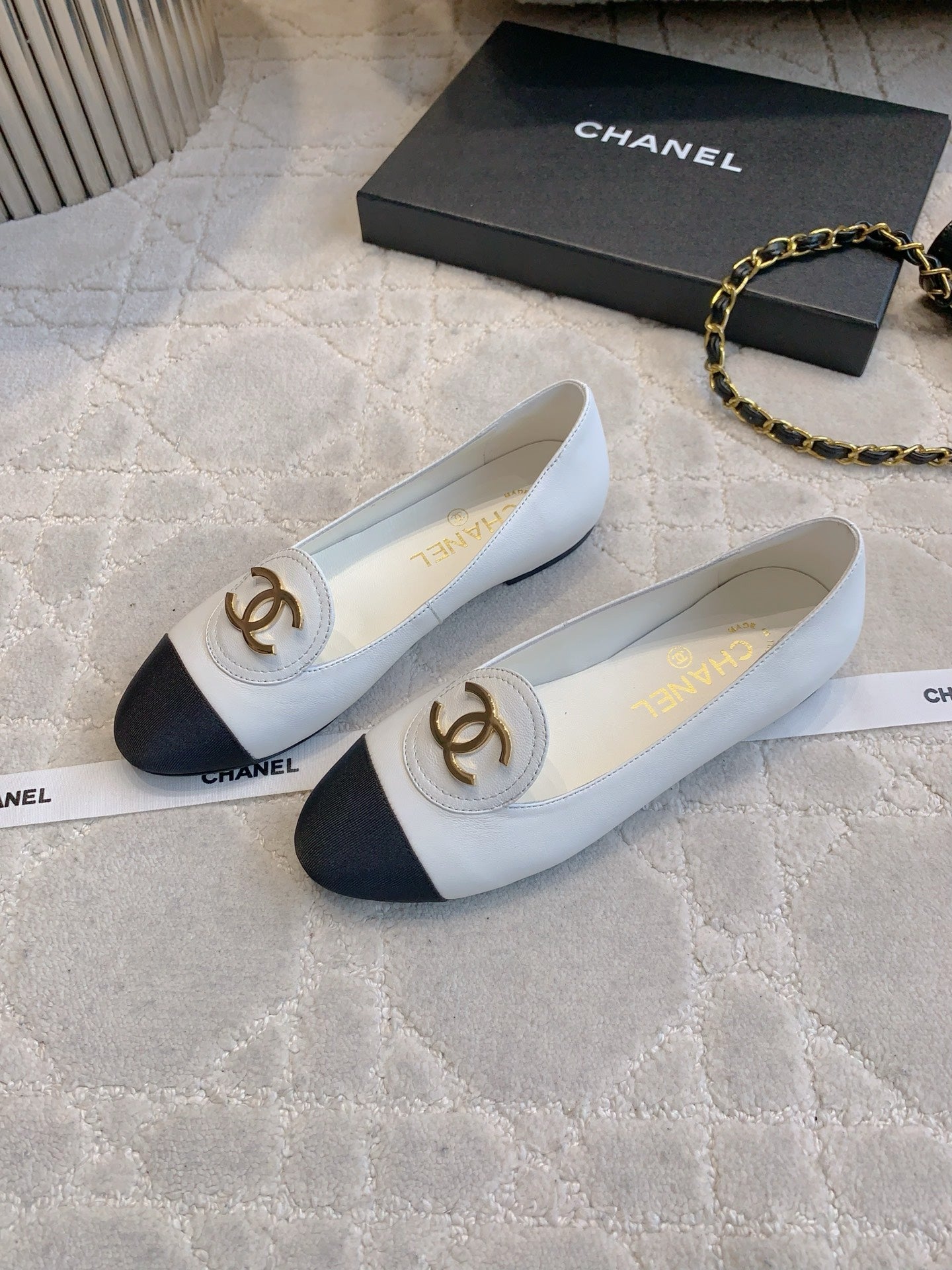 26NEW flat loafers