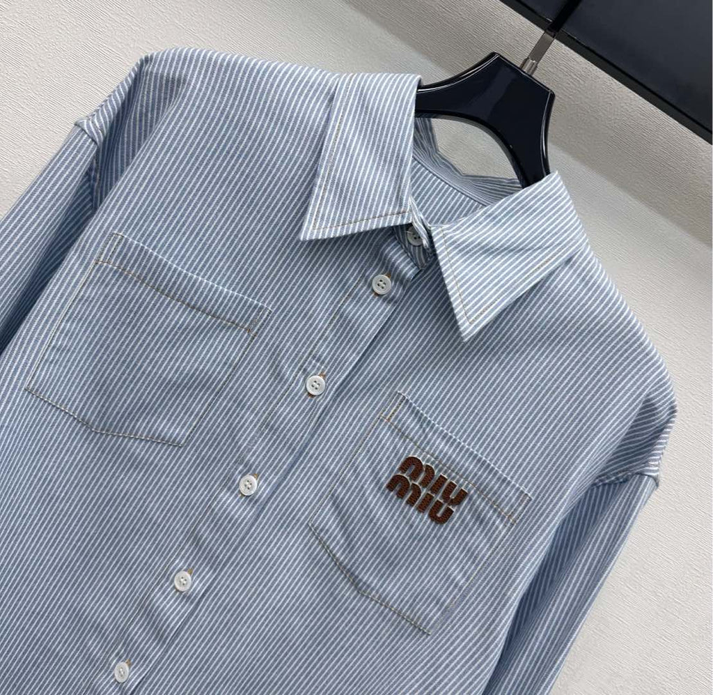26NEW Striped Collared Shirt