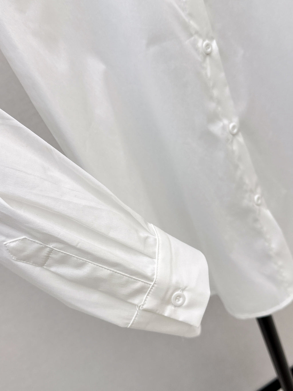 26NEW Embroidered Collared Shirt