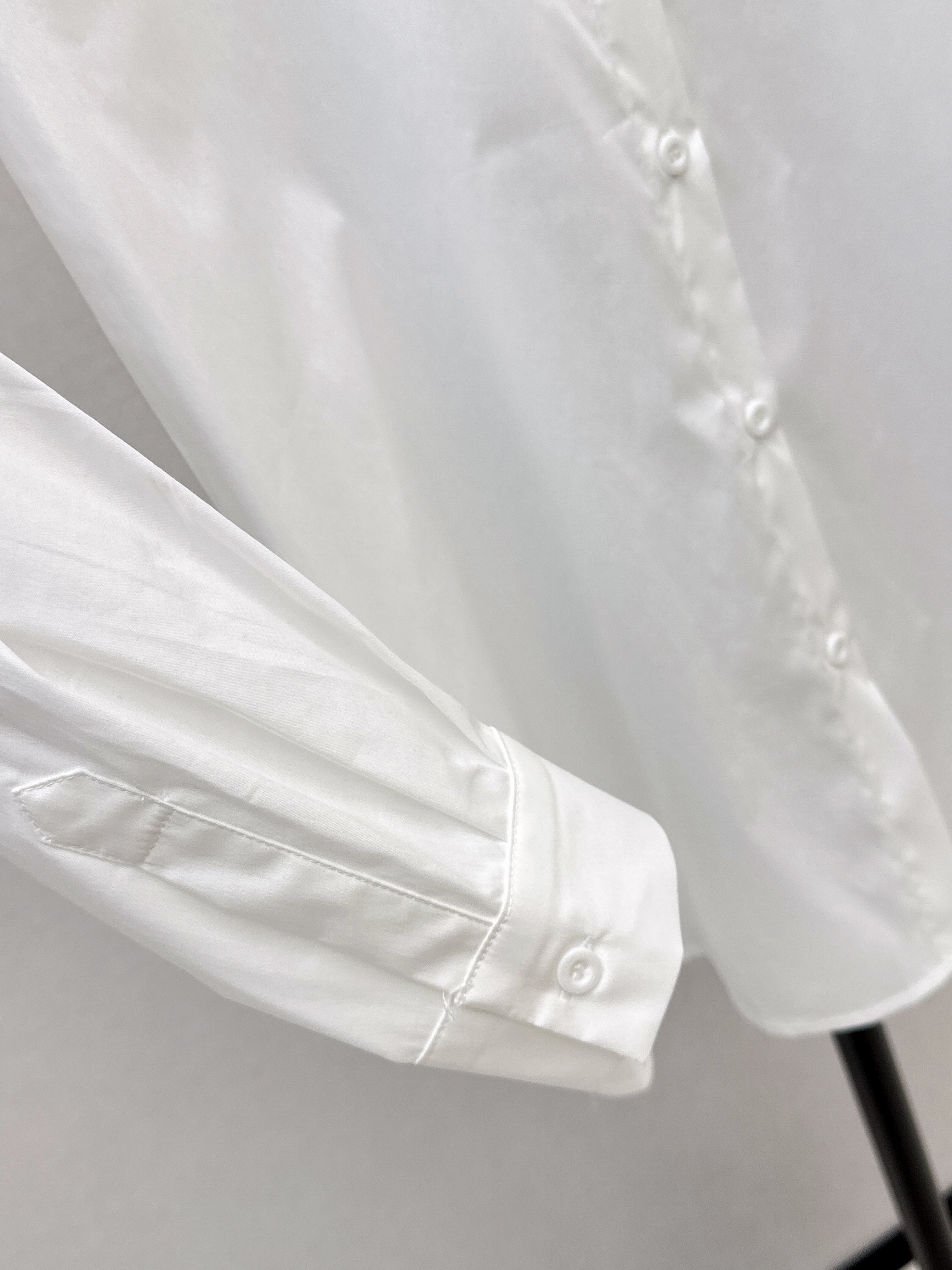 26NEW Embroidered Collared Shirt