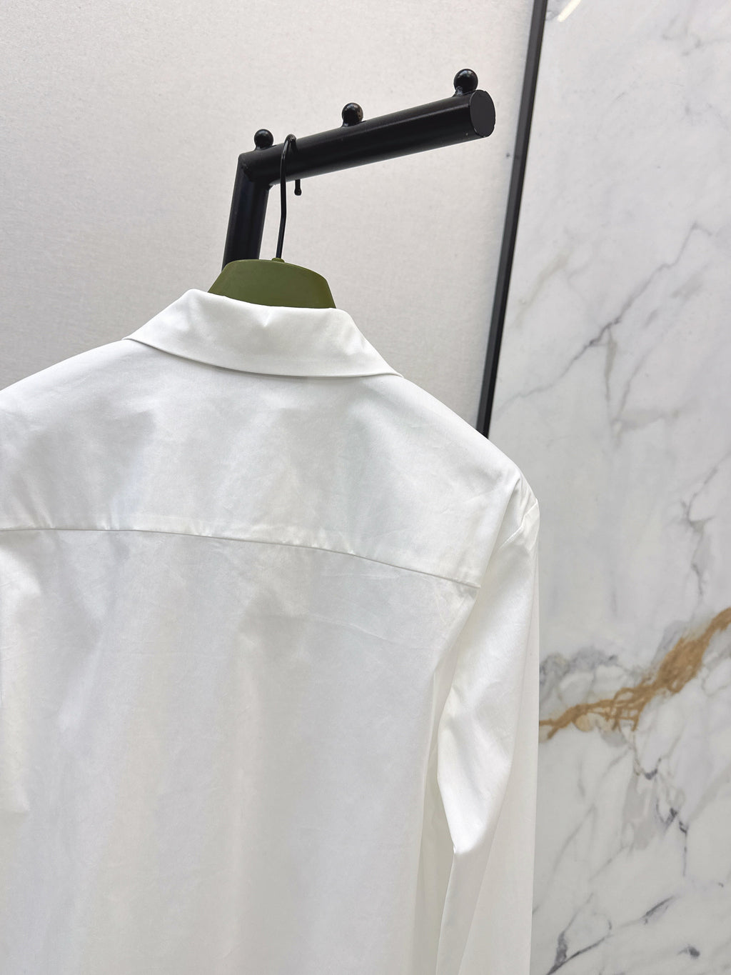 26NEW Embroidered Collared Shirt