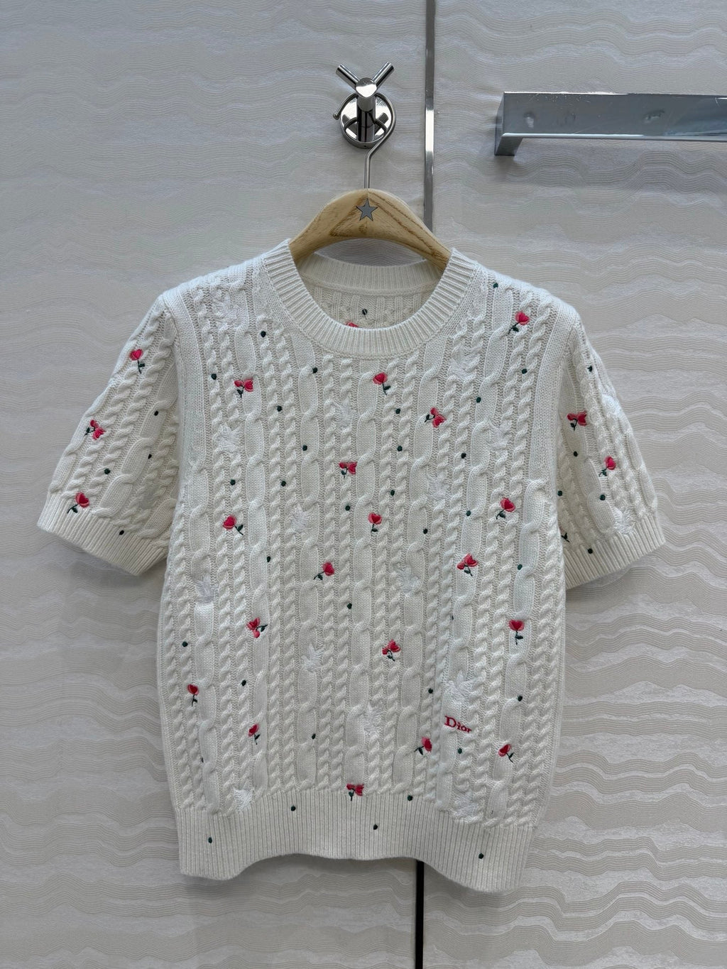 26NEW Floral Knit Short-Sleeve