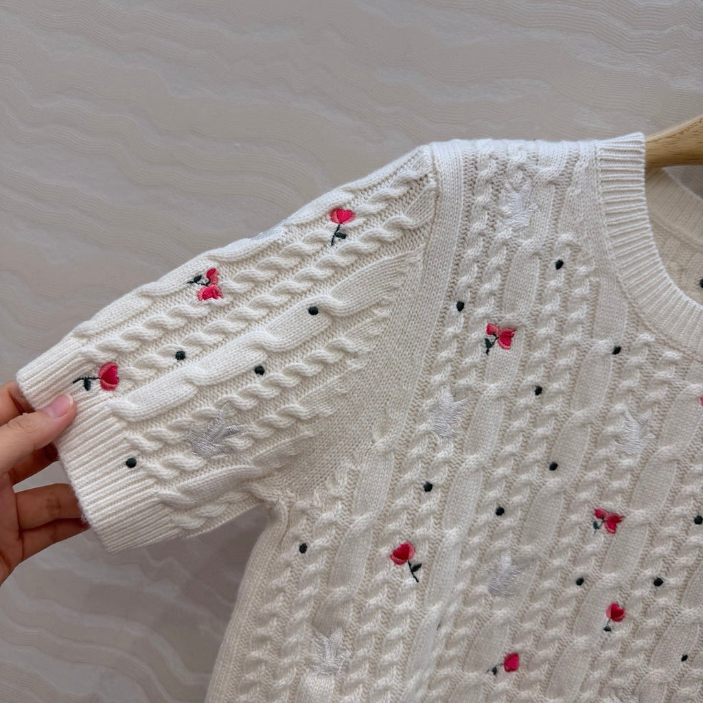 26NEW Floral Knit Short-Sleeve