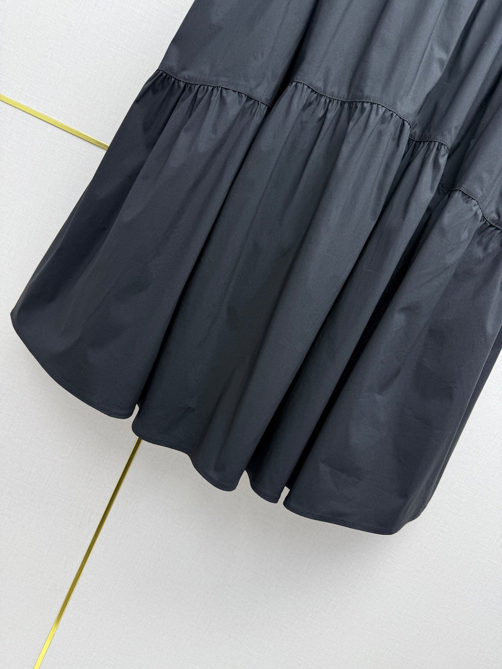 26NEW Elastic Waistband Midi Skirt