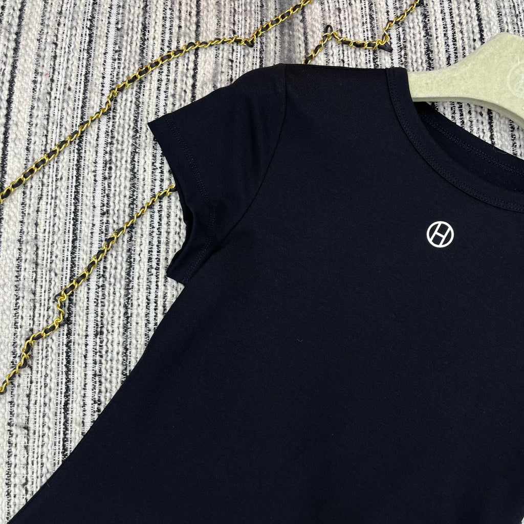 26NEW Letter-embellished Short-sleeved T-shirt