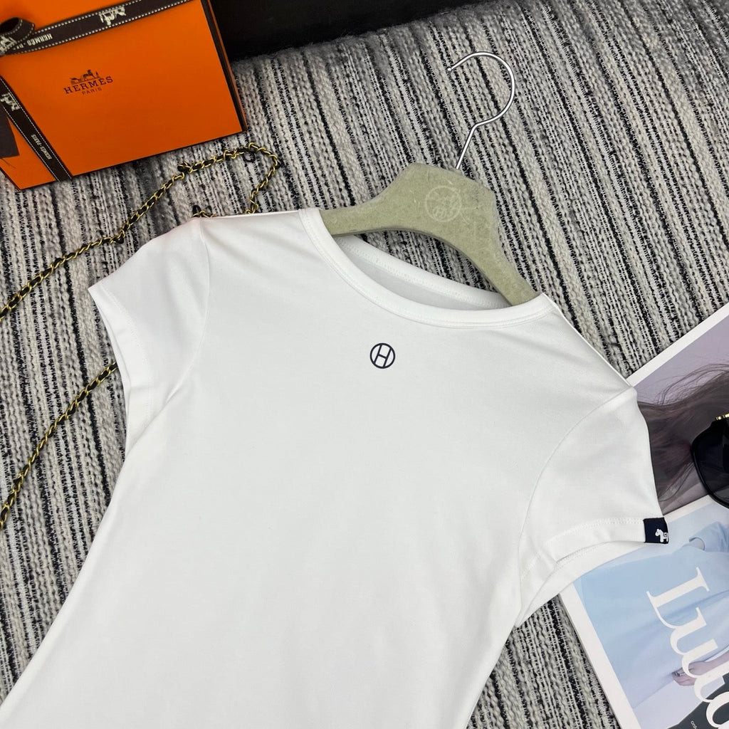 26NEW Letter-embellished Short-sleeved T-shirt