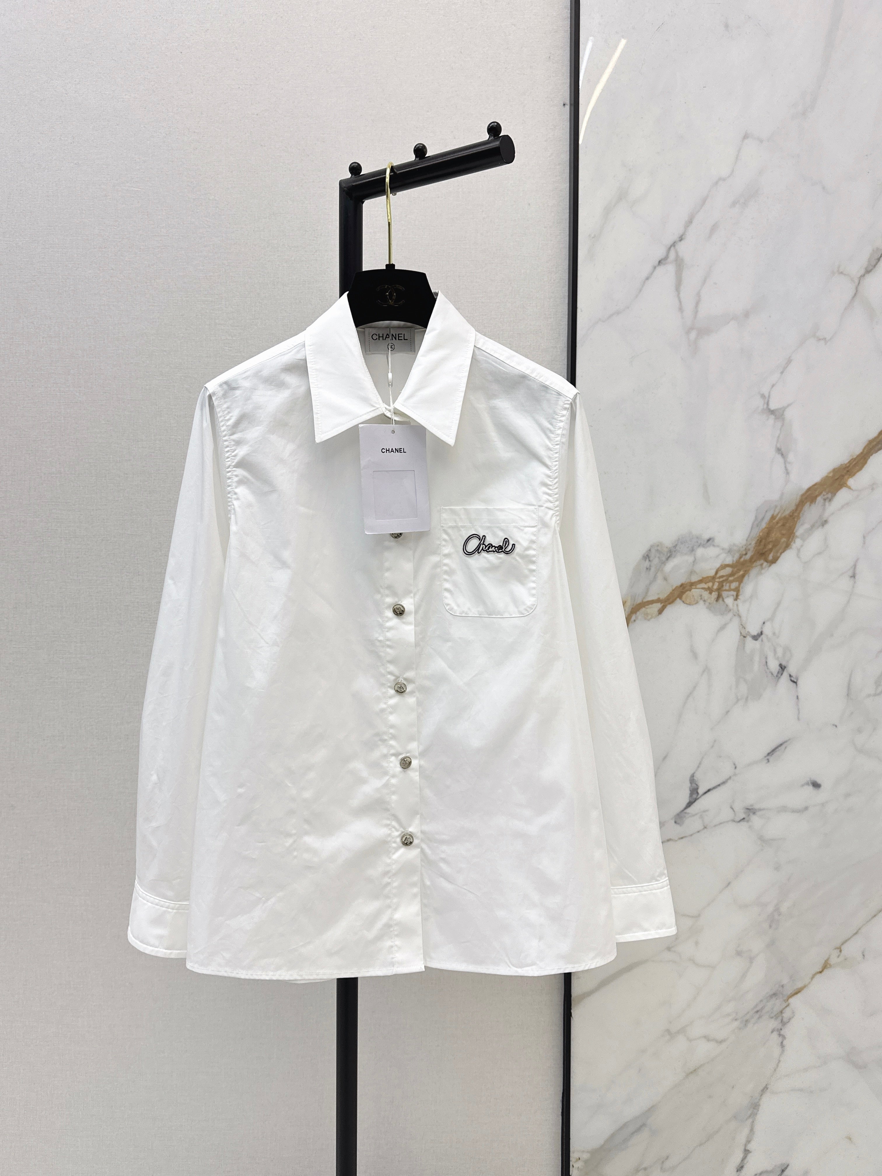26NEW Letter Embroidery Cotton Shirt