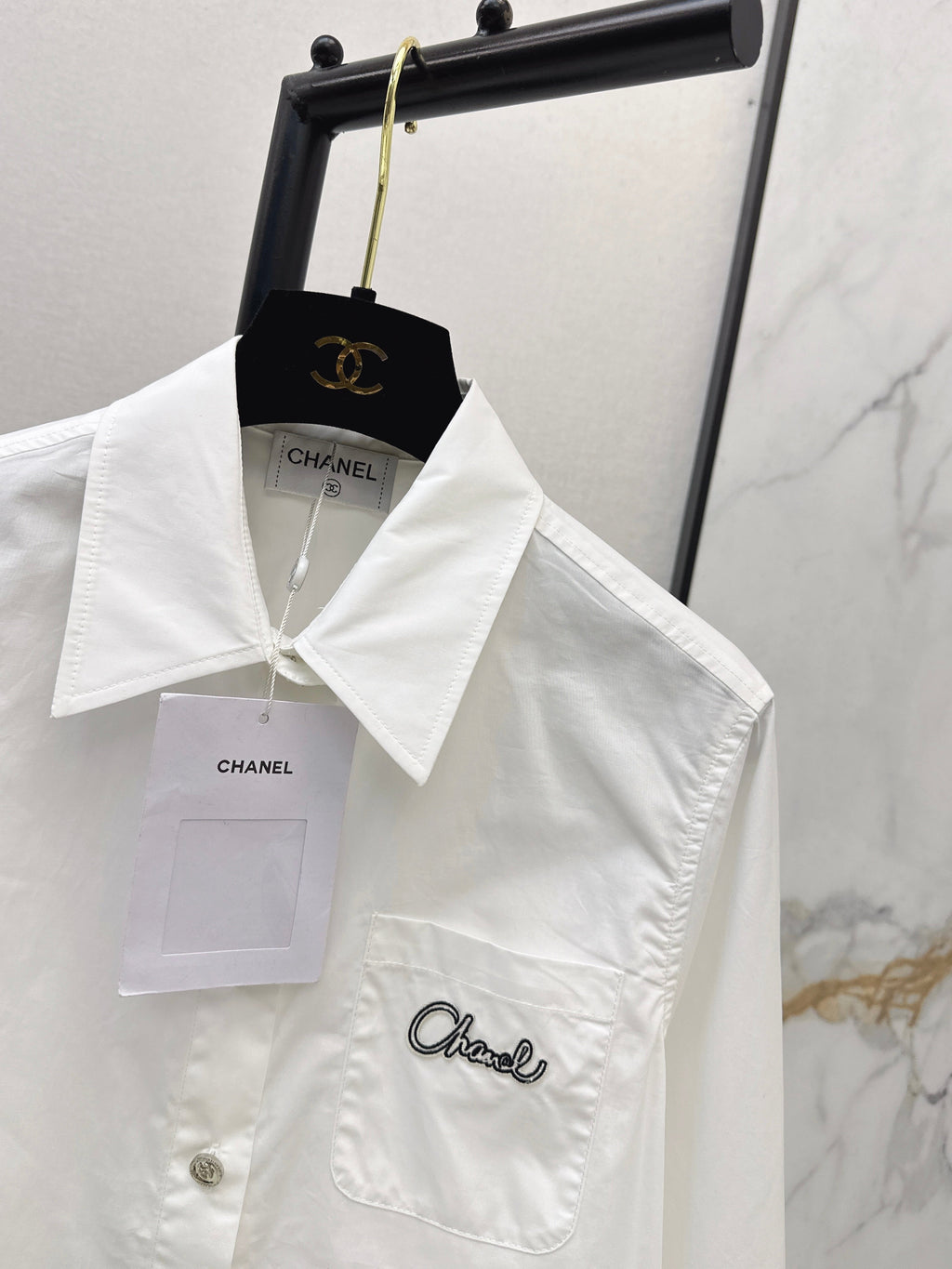 26NEW Letter Embroidery Cotton Shirt