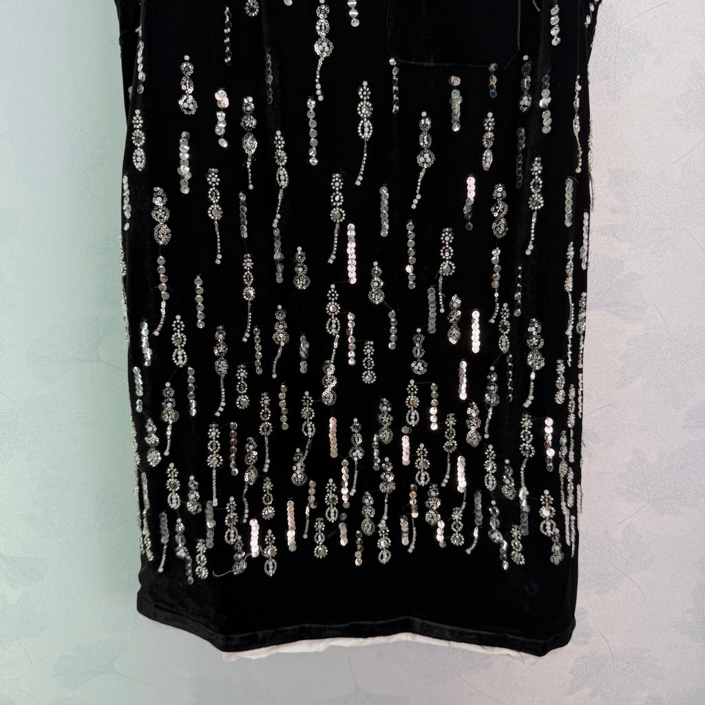 26NEW Velvet Beaded Dress