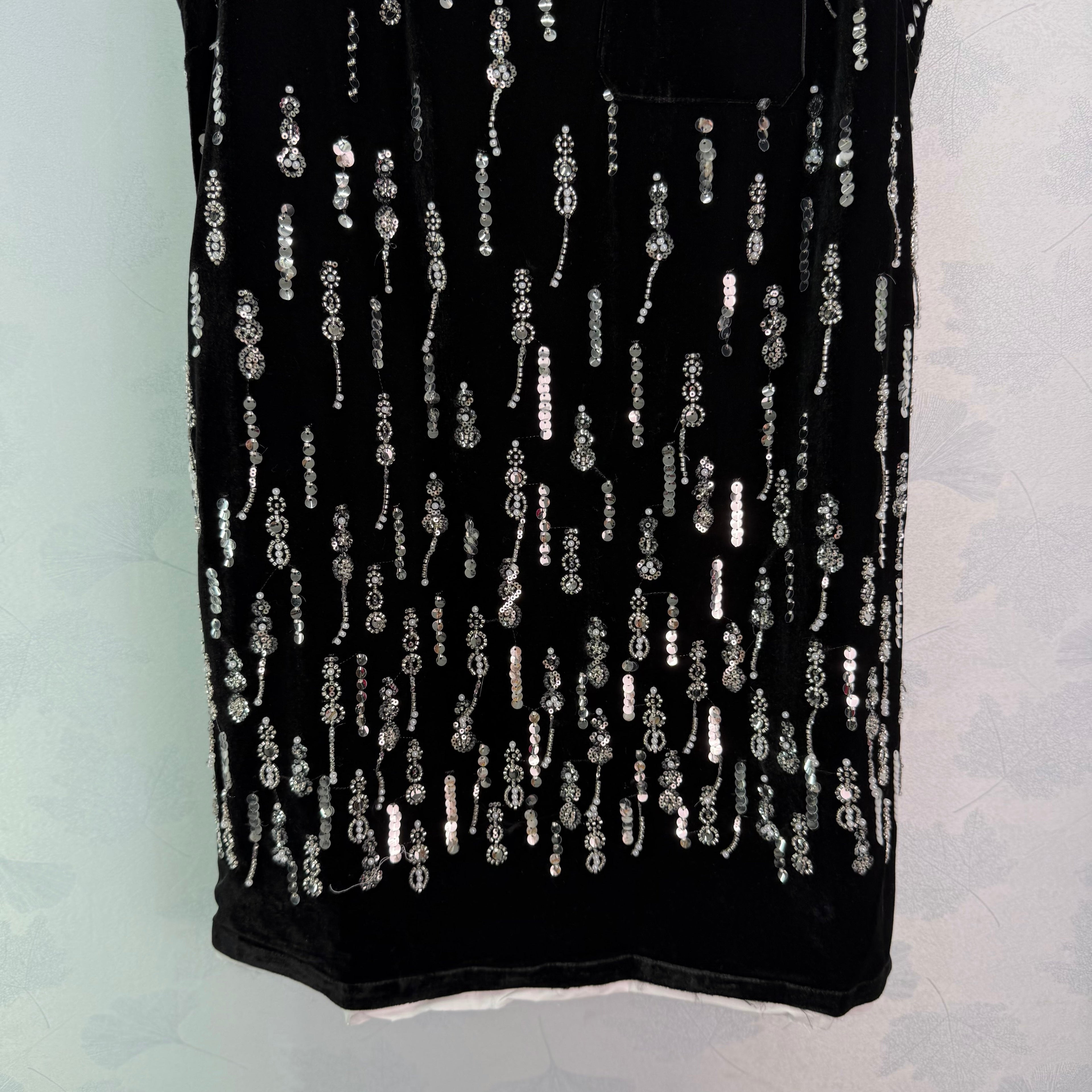 26NEW Velvet Beaded Dress
