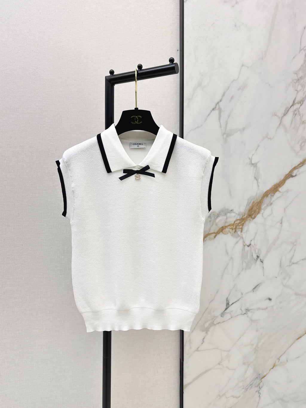 26NEW Color-blocked Trim Babydoll Collar Knit Sweater