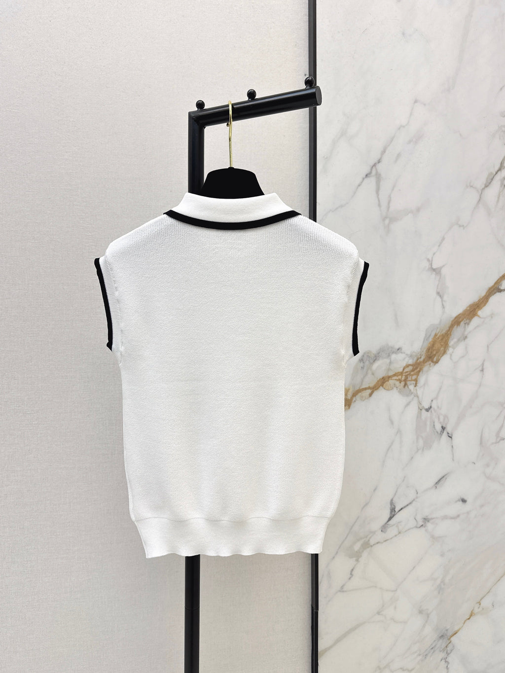 26NEW Color-blocked Trim Babydoll Collar Knit Sweater