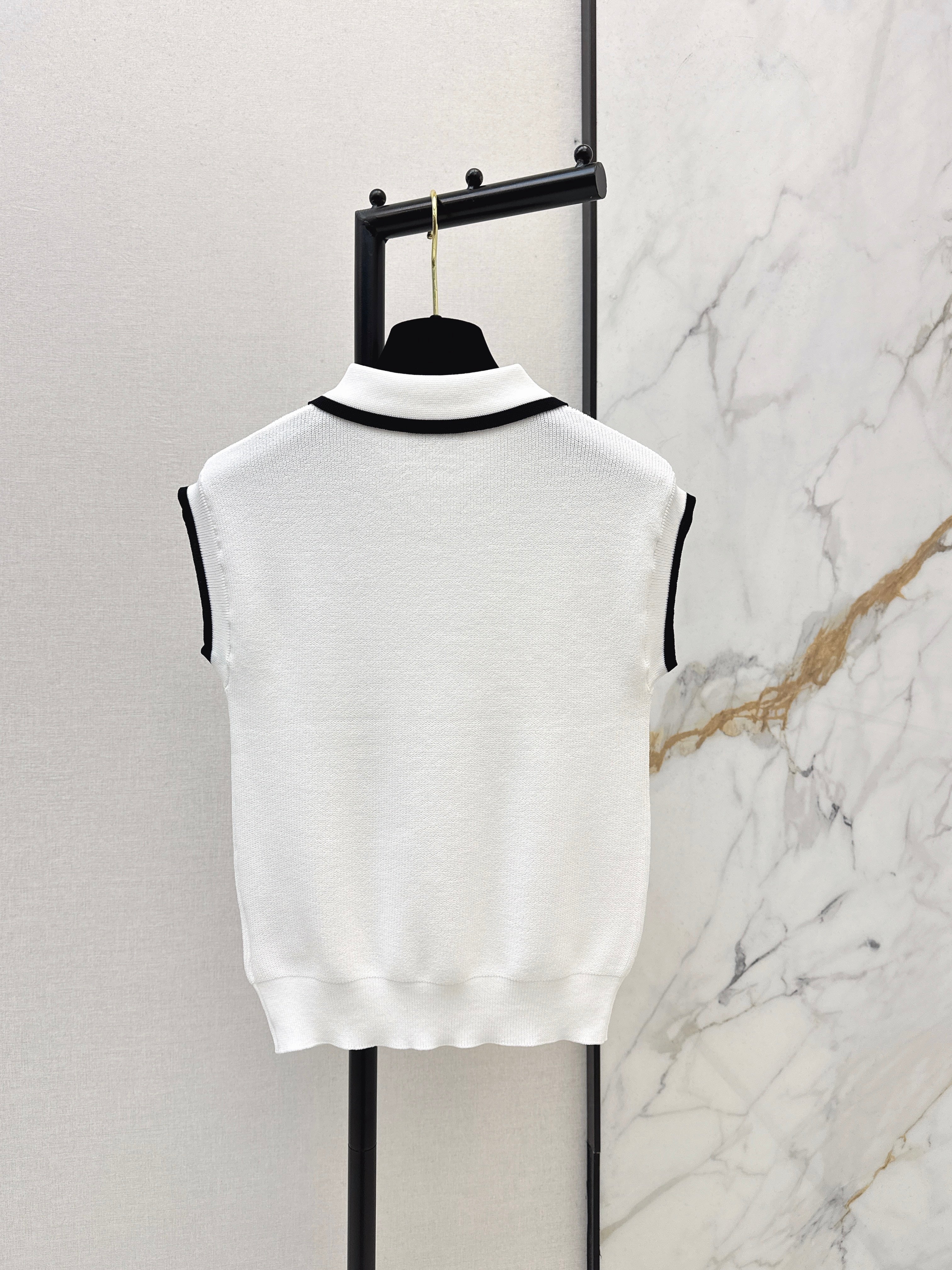 26NEW Color-blocked Trim Babydoll Collar Knit Sweater