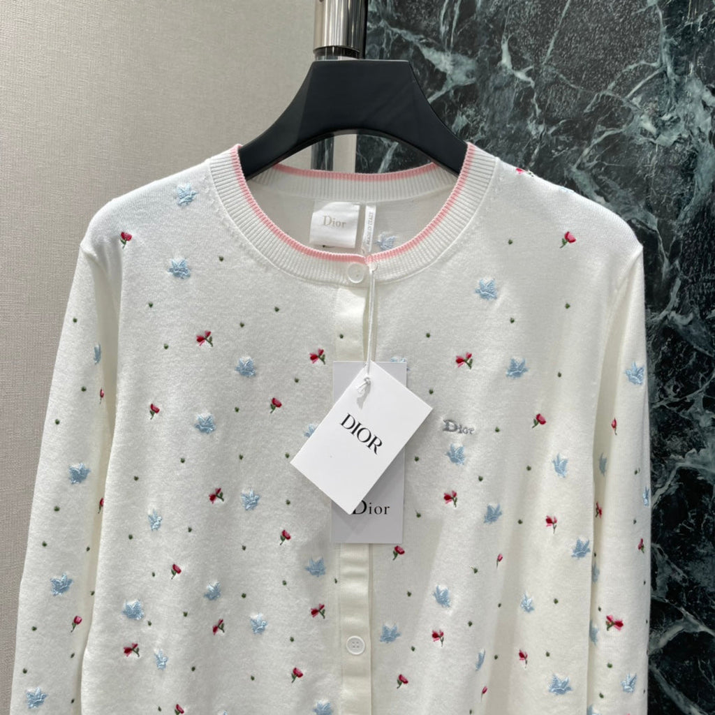 26 New Arrival: Peace Dove Embroidered Knit Cardigan