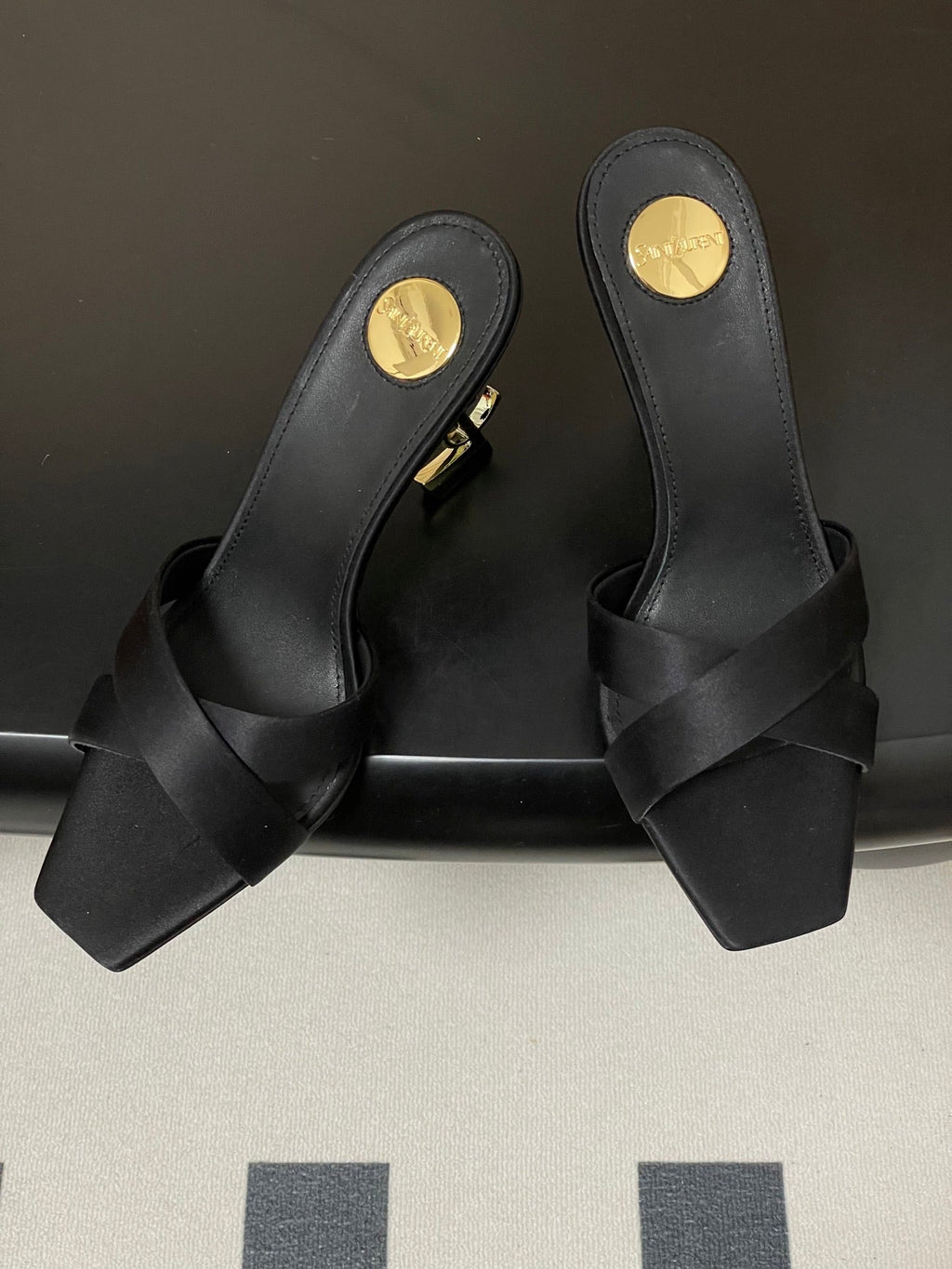 2026 Spring/Summer New Square Toe Cross Strap High-Heeled Sandals