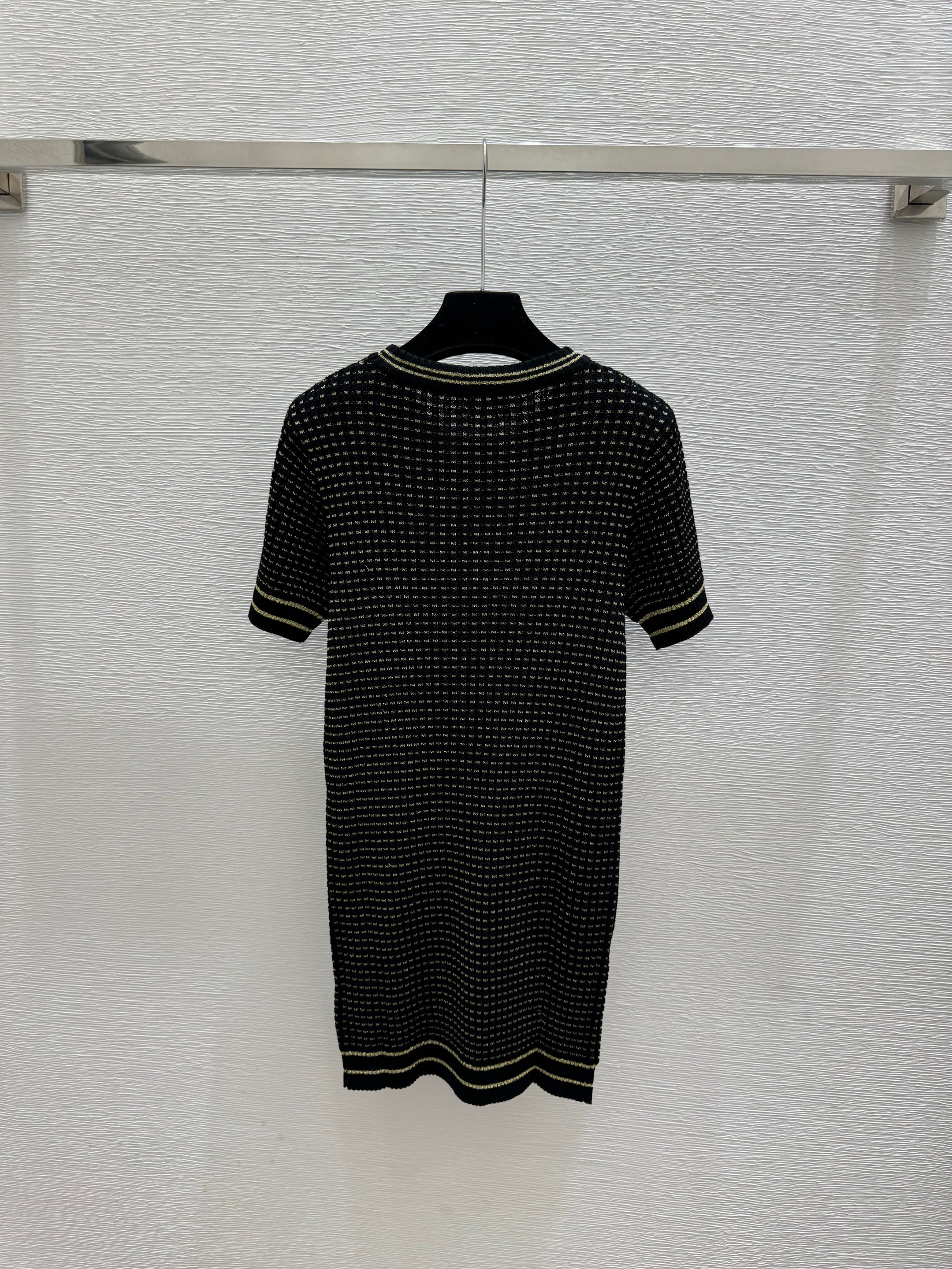 26SS Color Block Gold and Silver Thread Round Neck Knit Short Sleeve Dress
