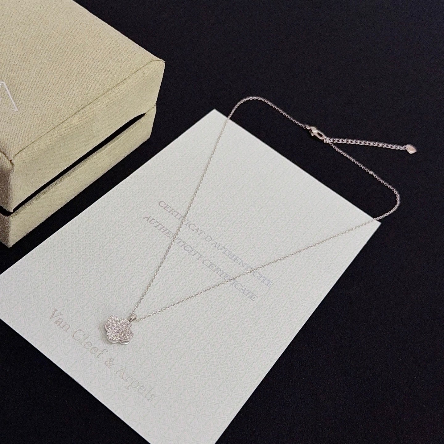 four leaf clover necklace