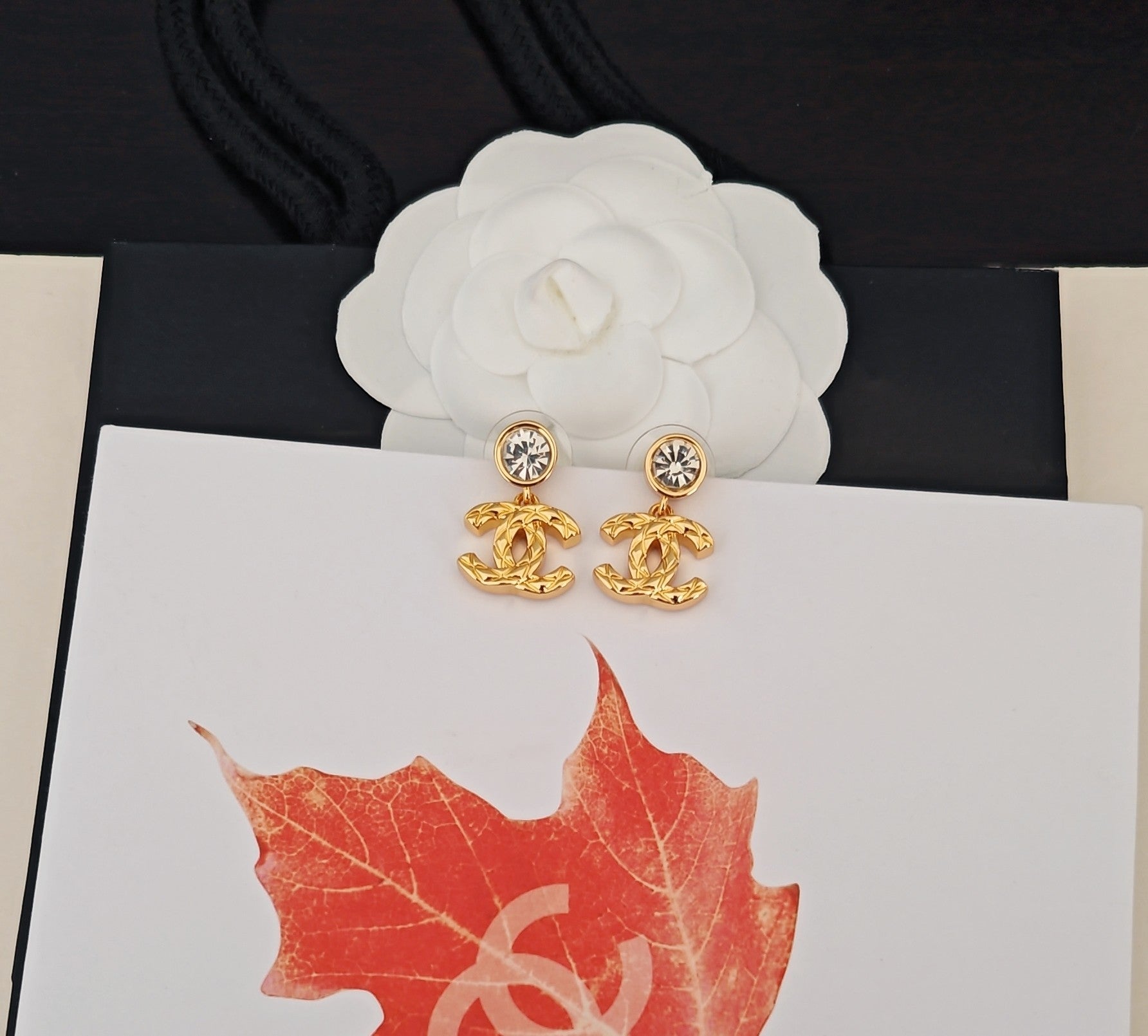 Gold plaid earrings