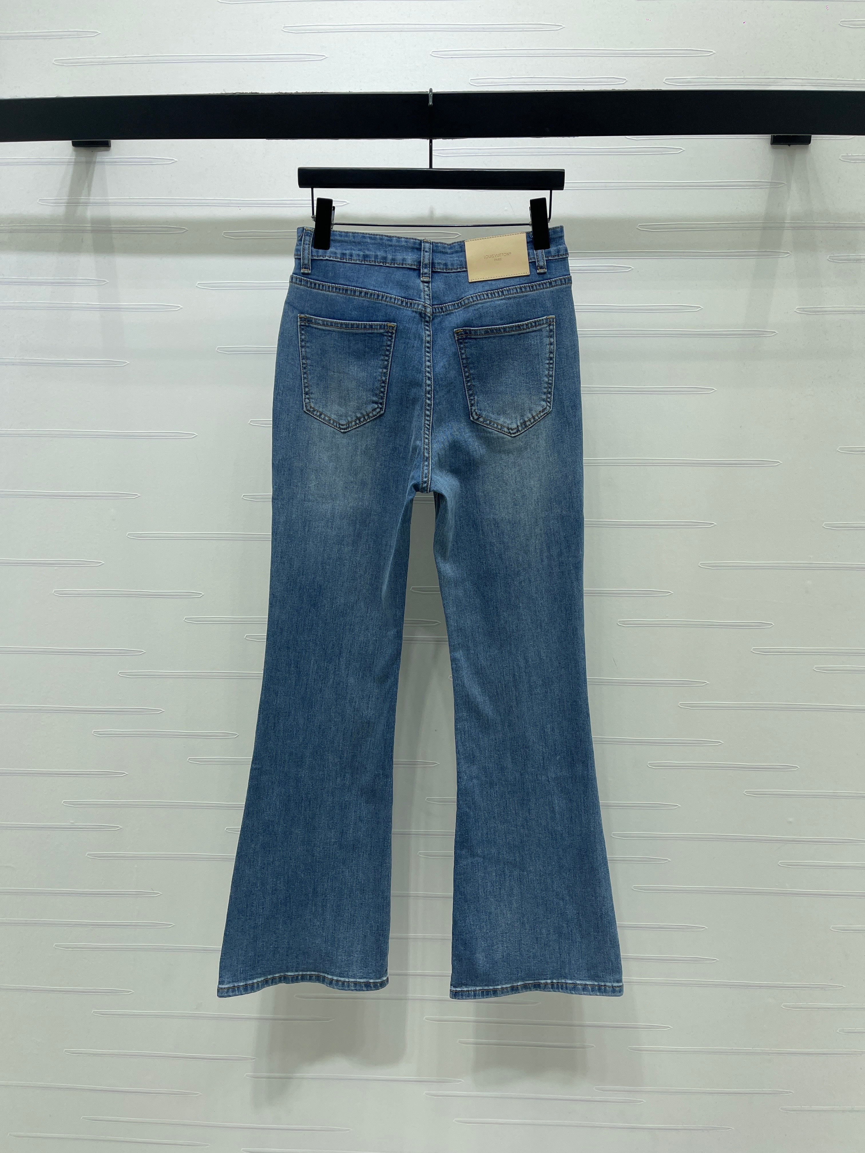 26NEW Embroidered Flared Jeans