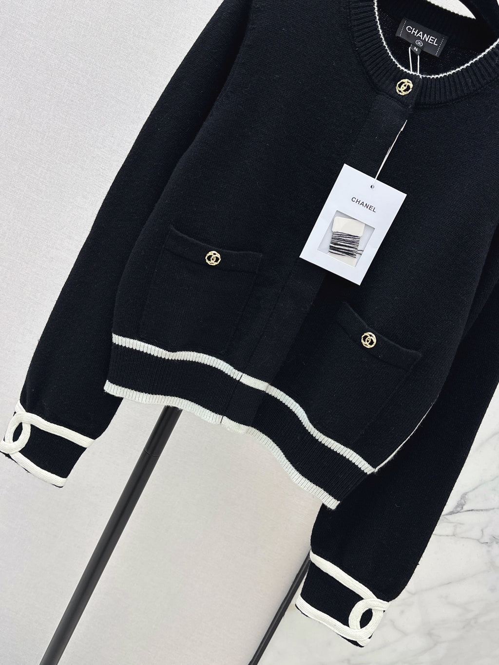 26SS Color Block Jogger Cardigan