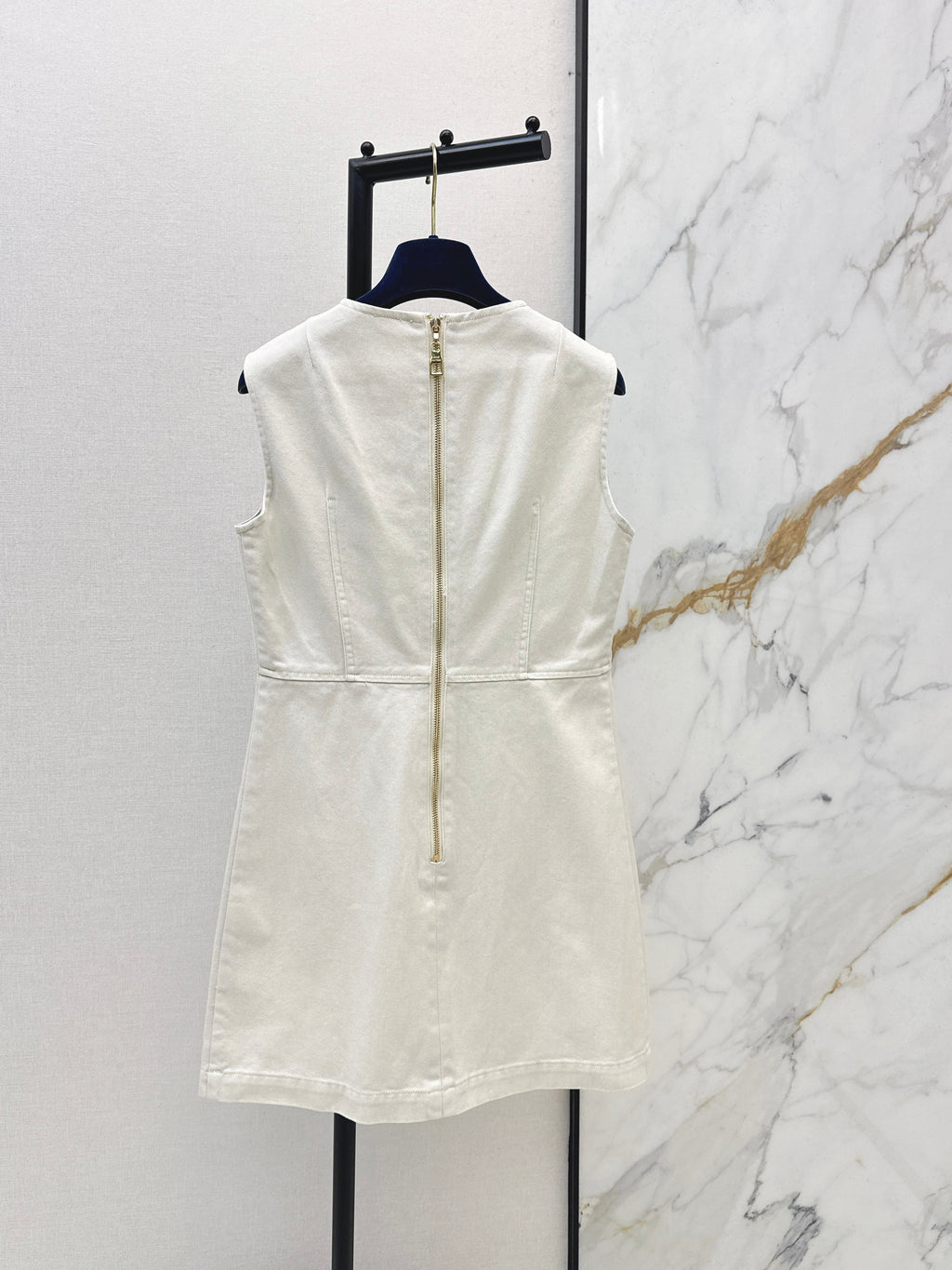 26SS Embroidered Sleeveless Dress