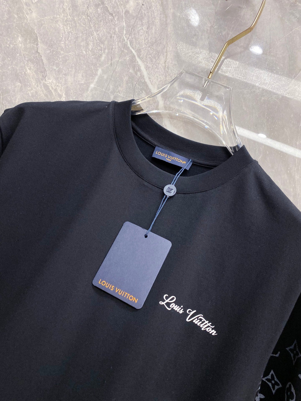 New Short-Sleeve Crew-Neck T-Shirt