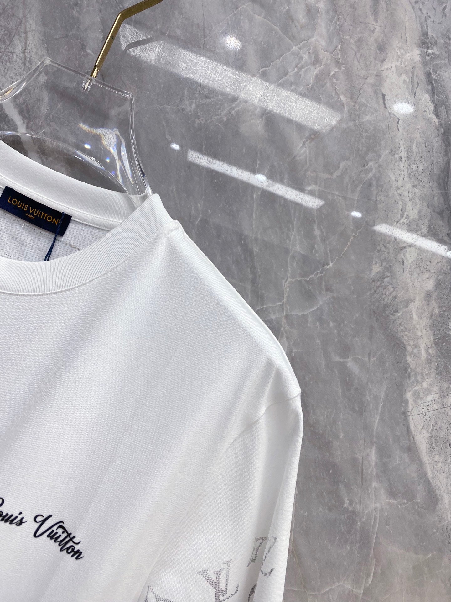 New Short-Sleeve Crew-Neck T-Shirt