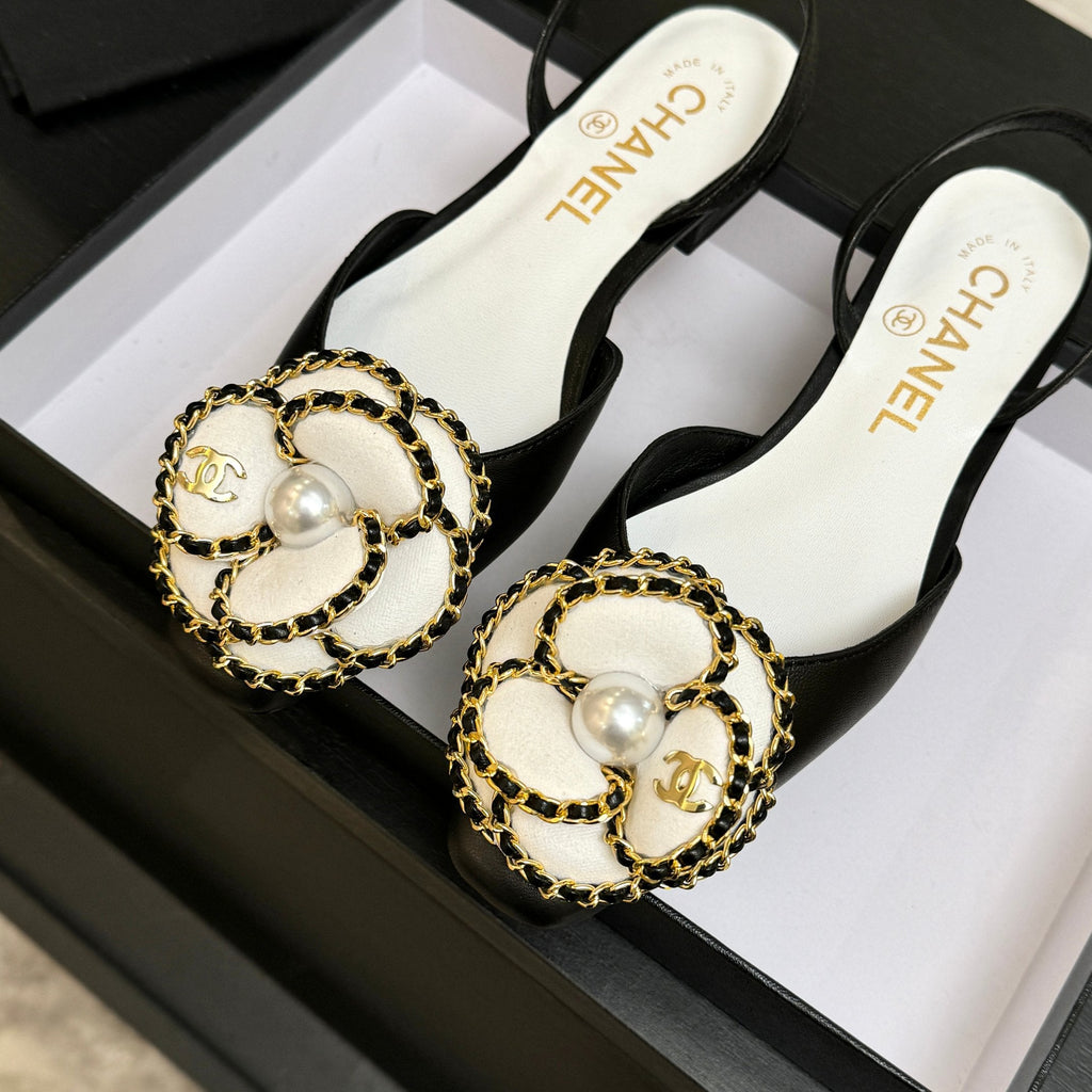 Camellia Mary Jane Flats