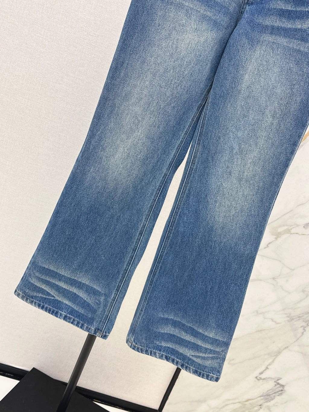 26SS Latest Spring/Summer Distressed Washed Denim Jeans