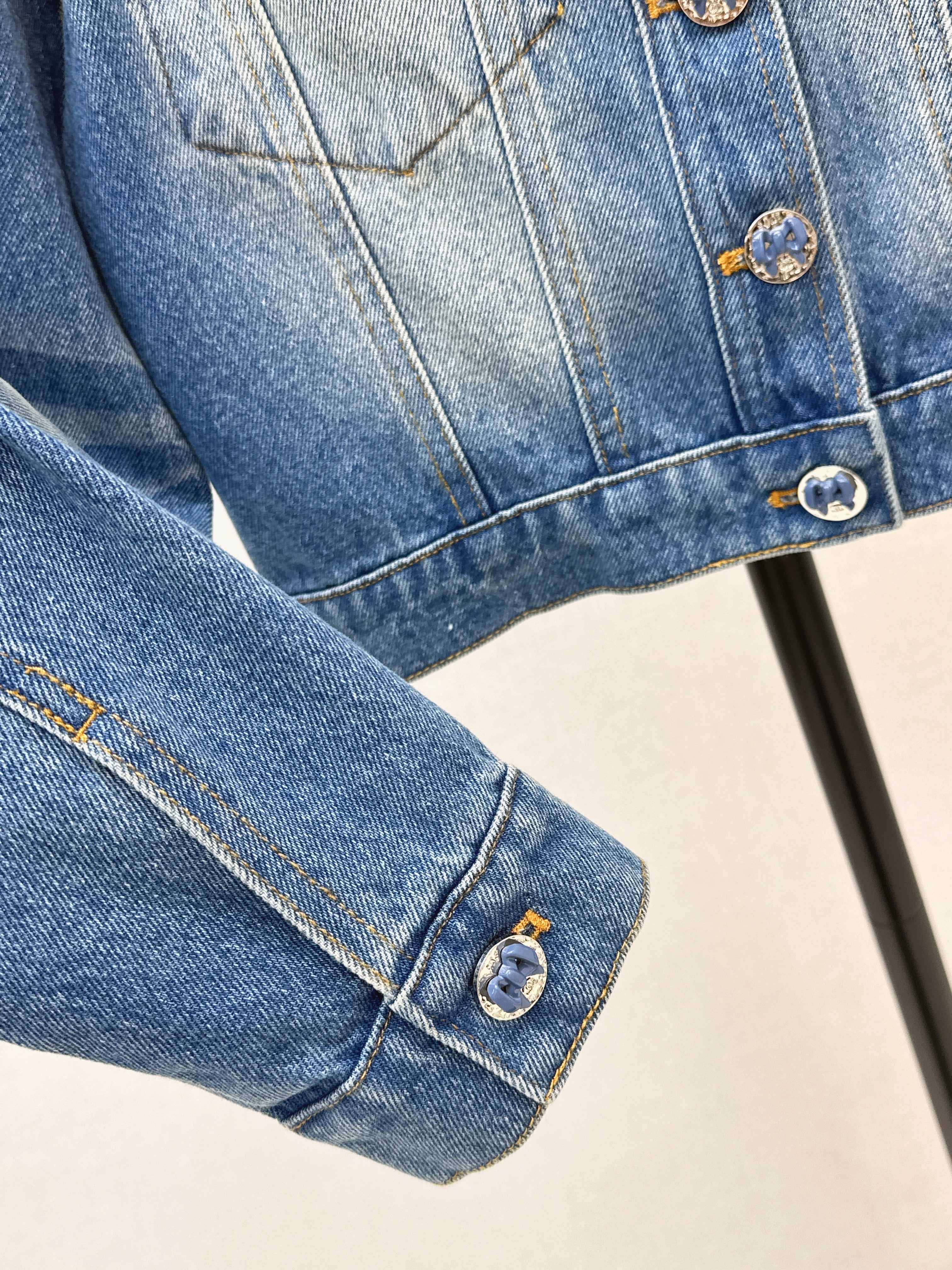 26SS Latest Spring/Summer Distressed Washed Denim Jacket