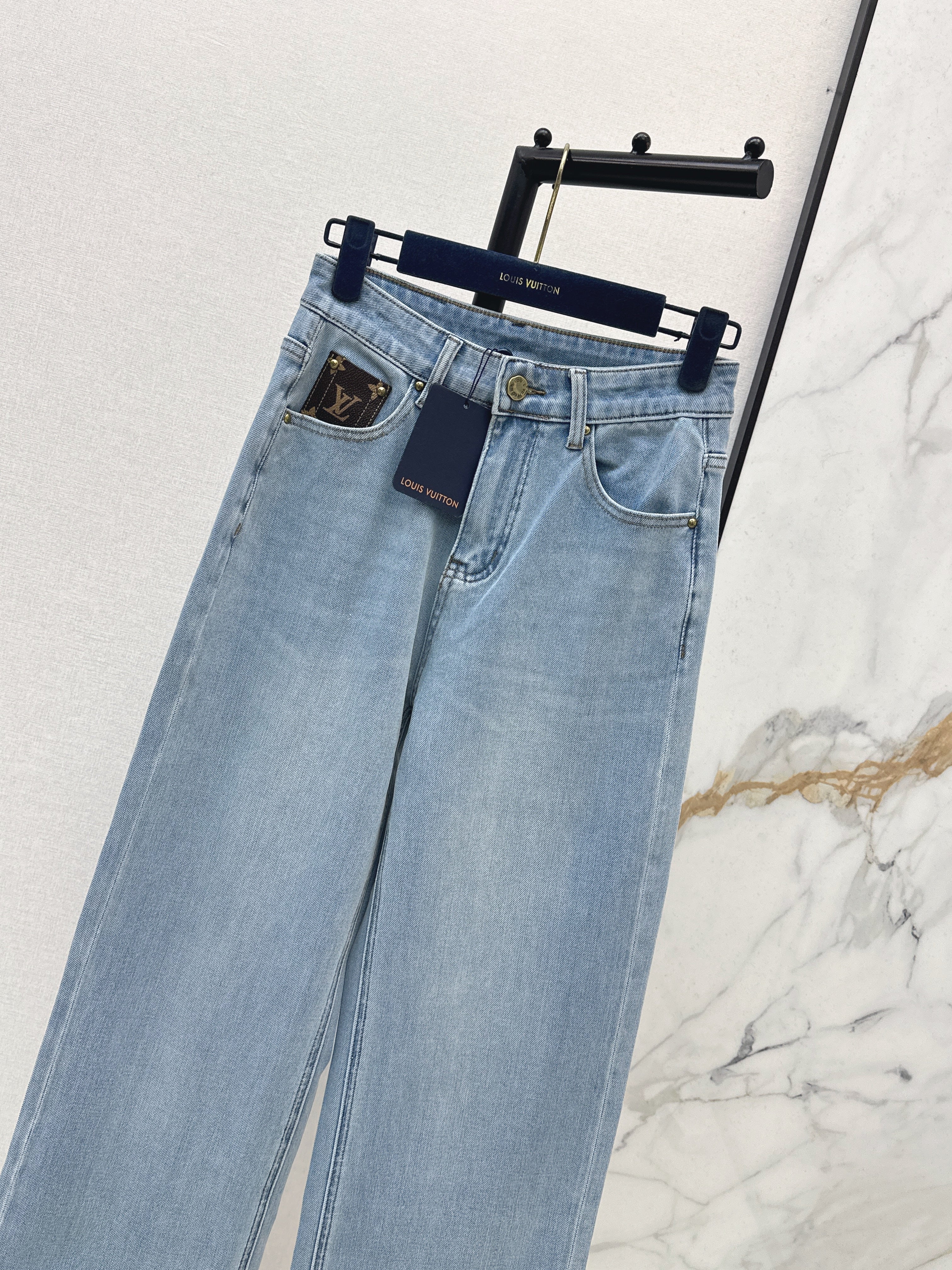 26SS Straight-Leg Jeans