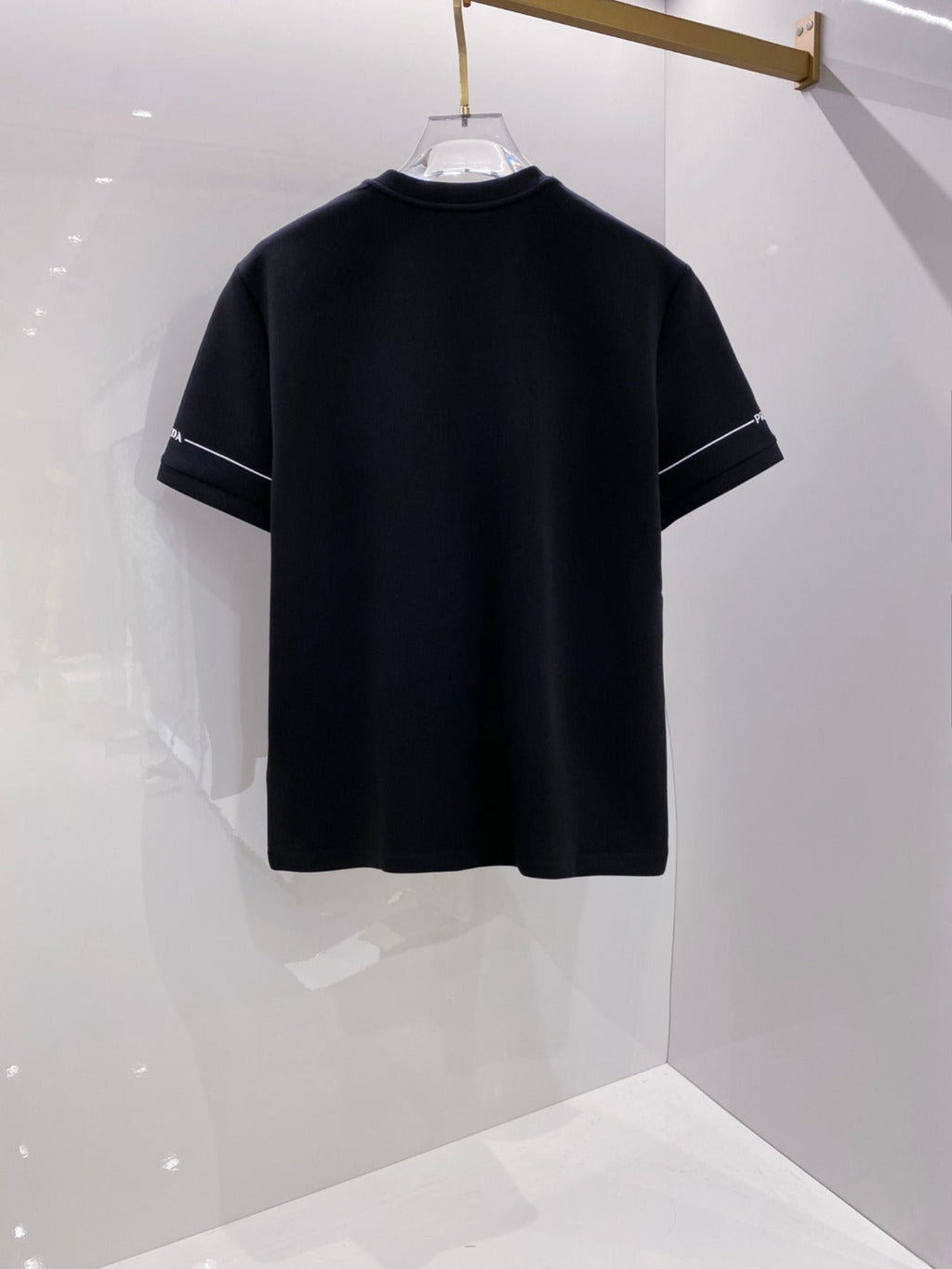26 Early Spring: Stylish & Versatile Crew-Neck Short-Sleeve Top with Letter Embroidery